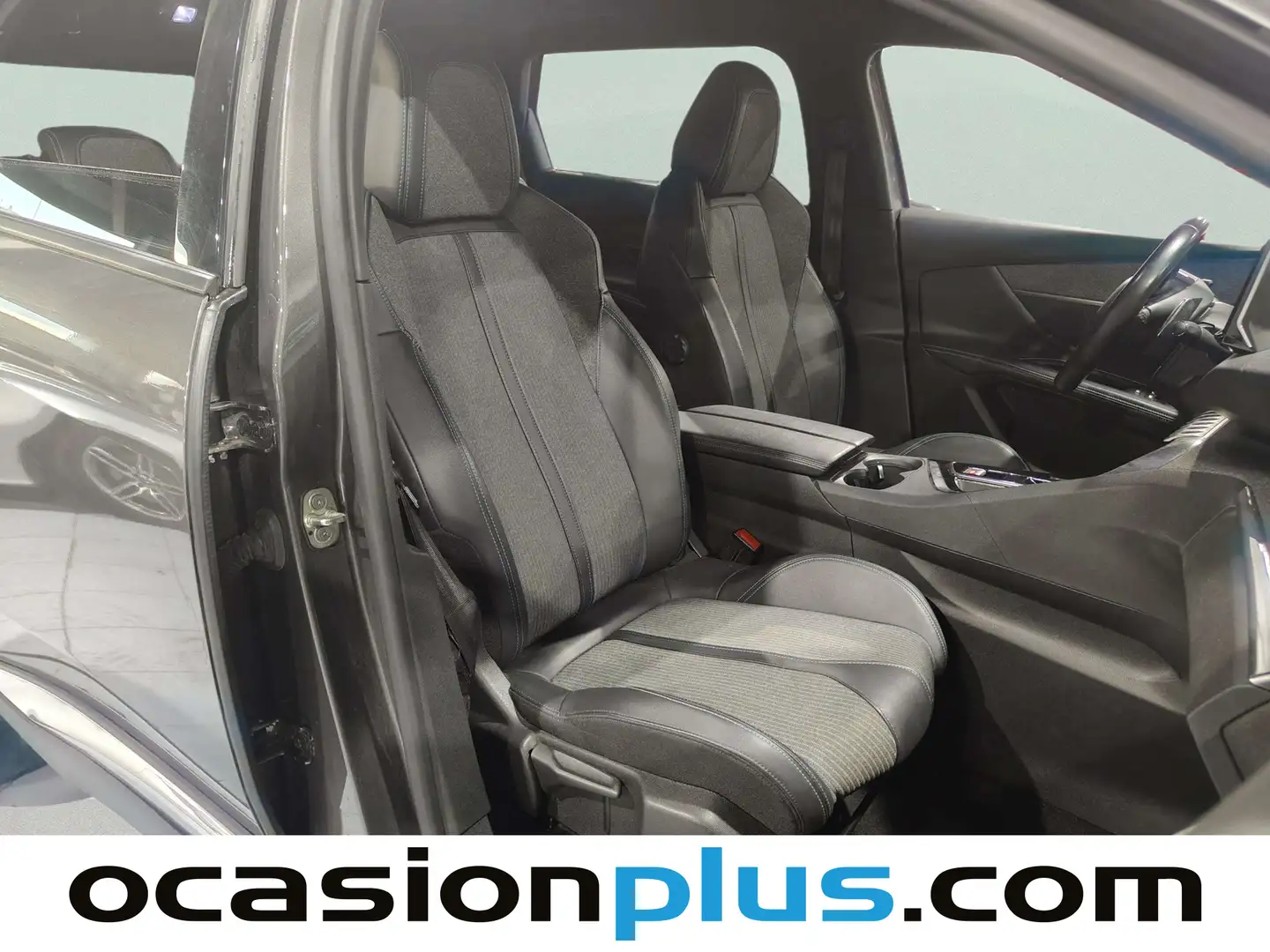 Foto Peugeot 5008 Peugeot 5008 PureTech 130 S&S Allure Pack EAT8 (130 CV) 7 Plazas