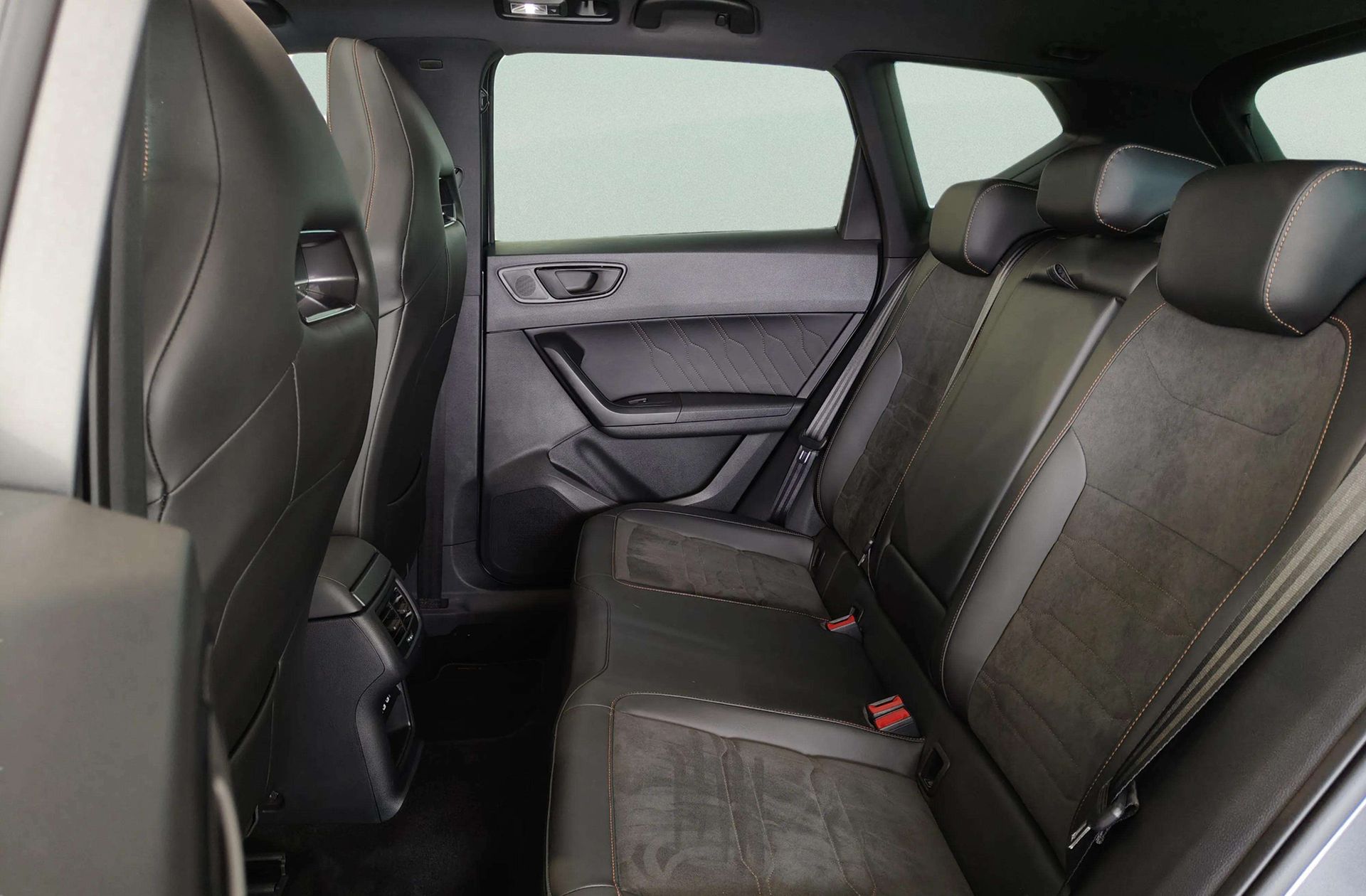 Cupra Ateca 2.0 TSI 4Drive DSG - foto 14