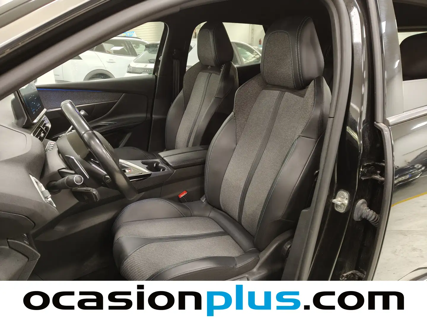 Foto Peugeot 3008 Hybrid Peugeot 3008 Hybrid 300 Allure Pack e-EAT8 (300 CV)