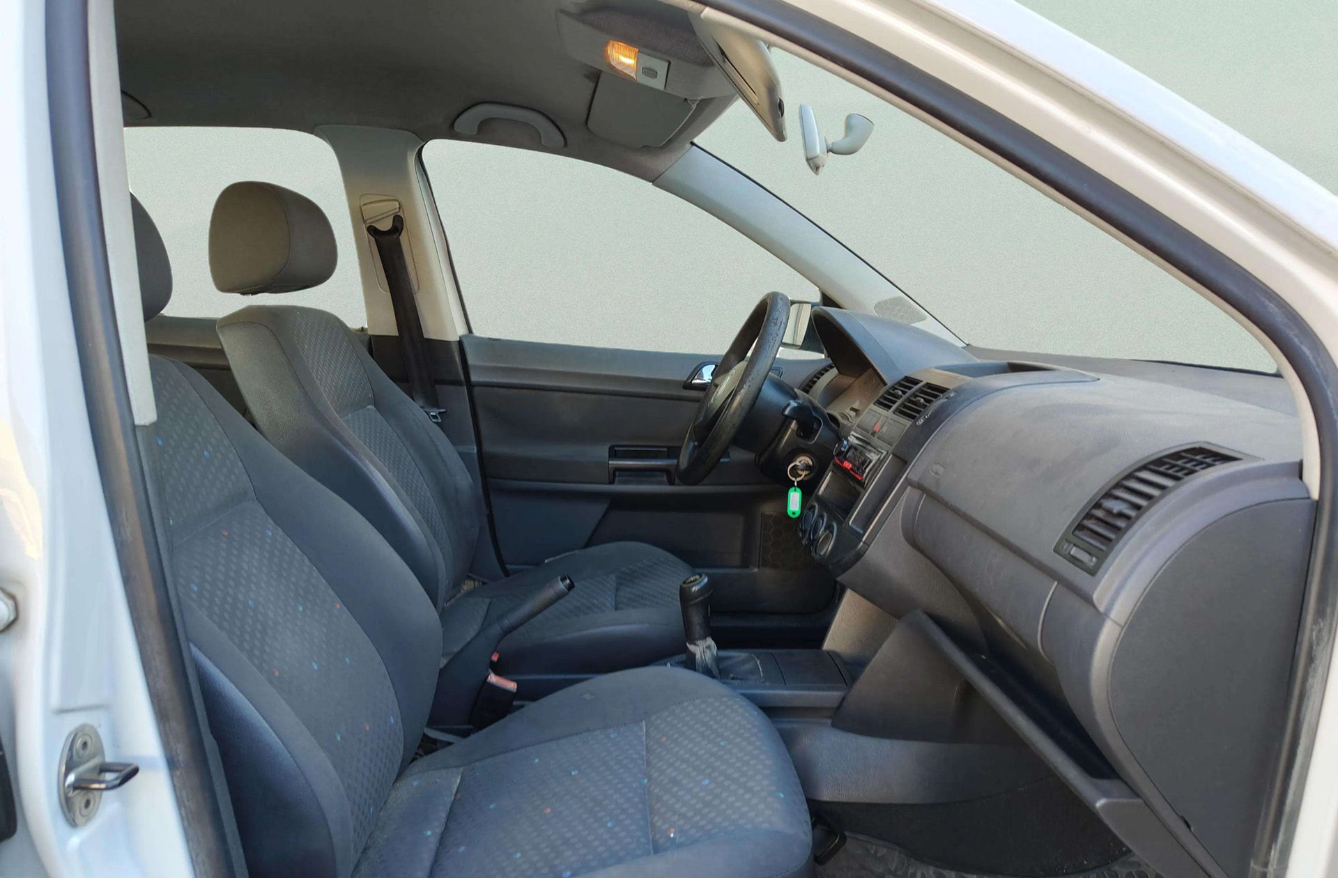 Volkswagen Polo Conceptline 1.2 - foto 13