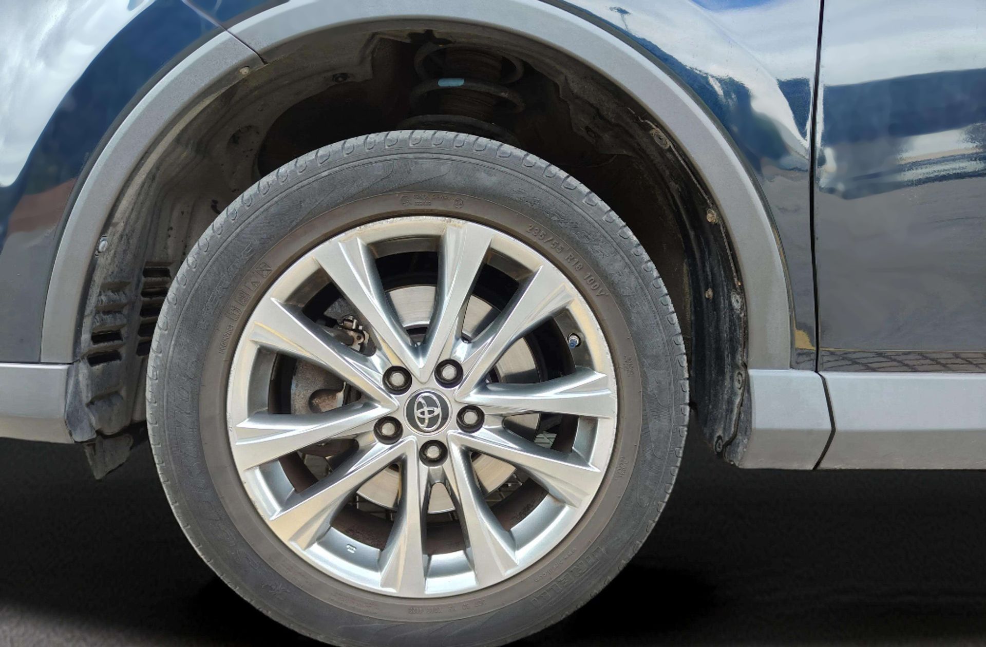 Toyota RAV4 2.5l hybrid Advance 2WD - foto 33