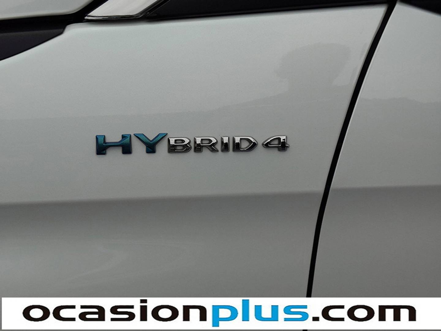 Foto Peugeot 3008 Hybrid Peugeot 3008 Hybrid 300 GT Pack e-EAT8 (300 CV)