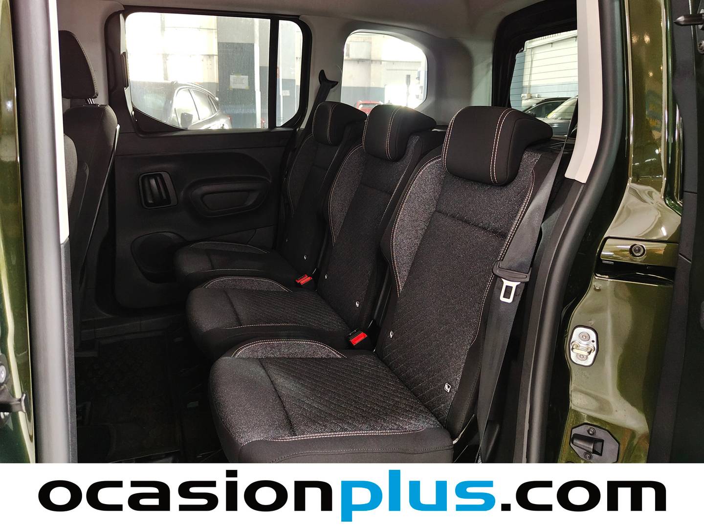Foto asientos traseros Peugeot Rifter Peugeot Rifter BlueHDi 100 Allure (100 CV)