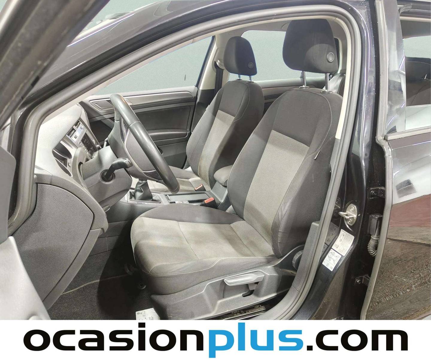 Foto asientos delanteros Volkswagen Golf Volkswagen Golf Special Edition 1.6 TDI BMT (110 CV)