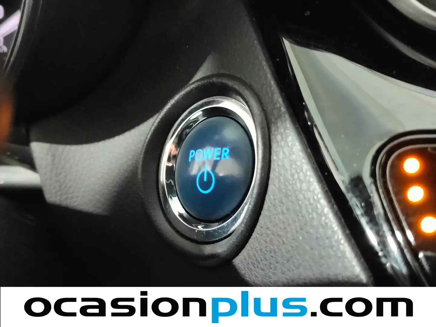 Foto Toyota C-HR Toyota C-HR 1.8 125H Advance (122 CV)