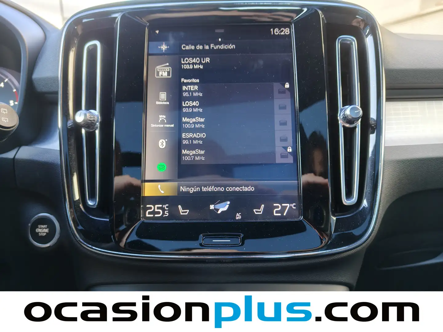 Foto Volvo XC40 Volvo XC40 D4 Momentum AWD Auto (190 CV)