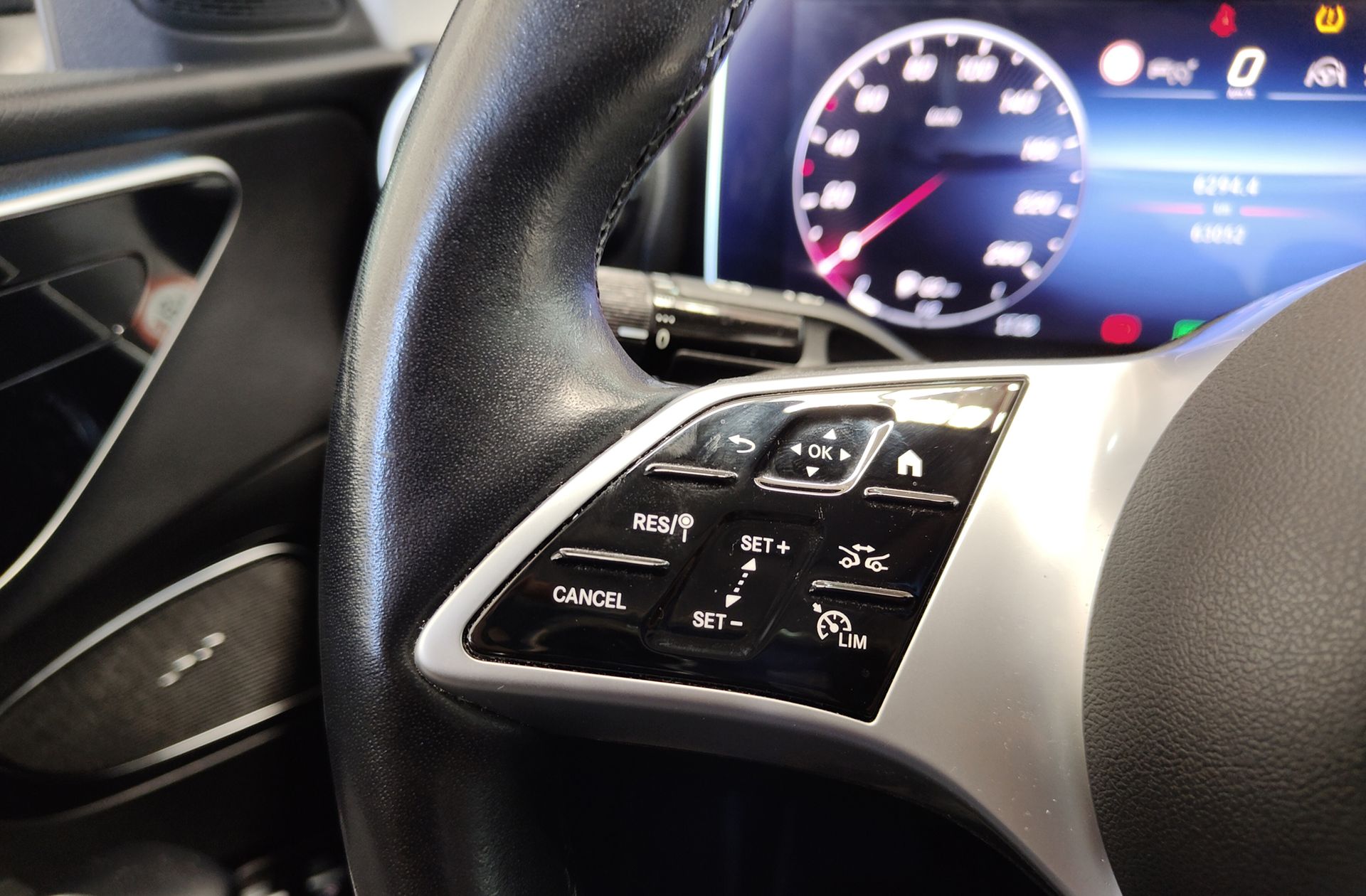 Mercedes-Benz Clase C 300 e - foto 28