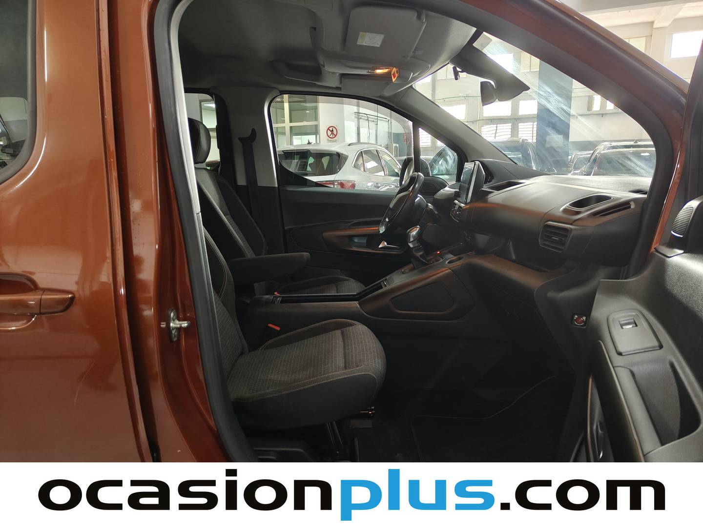 Foto Peugeot Rifter Peugeot Rifter BlueHDi 100 GT Line Standard (100 CV)