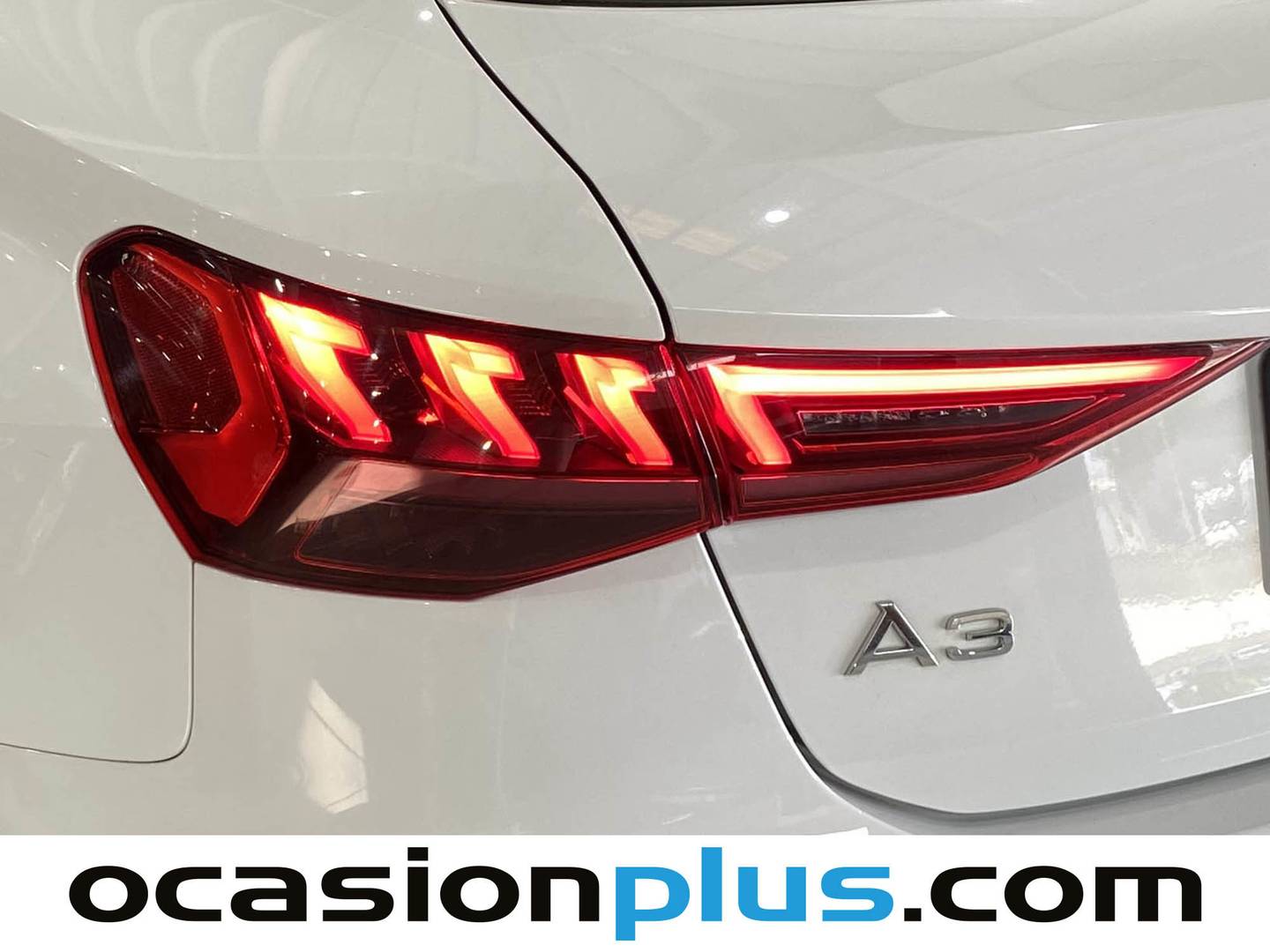 Equipamiento del Audi A3 Audi A3 Sportback Advanced 30 TDI (116 CV)