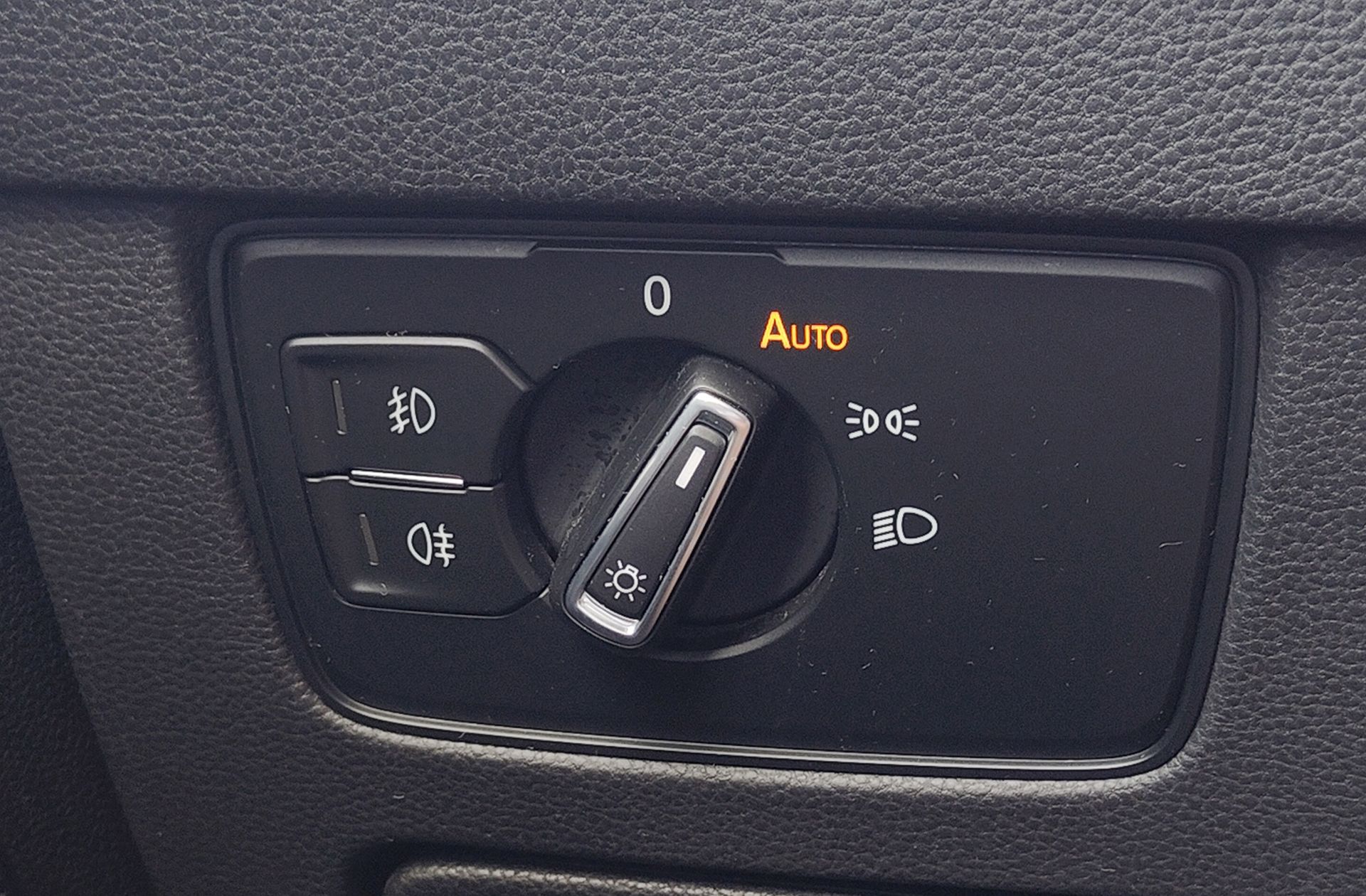 Volkswagen Passat Edition 2.0 TDI - foto 22
