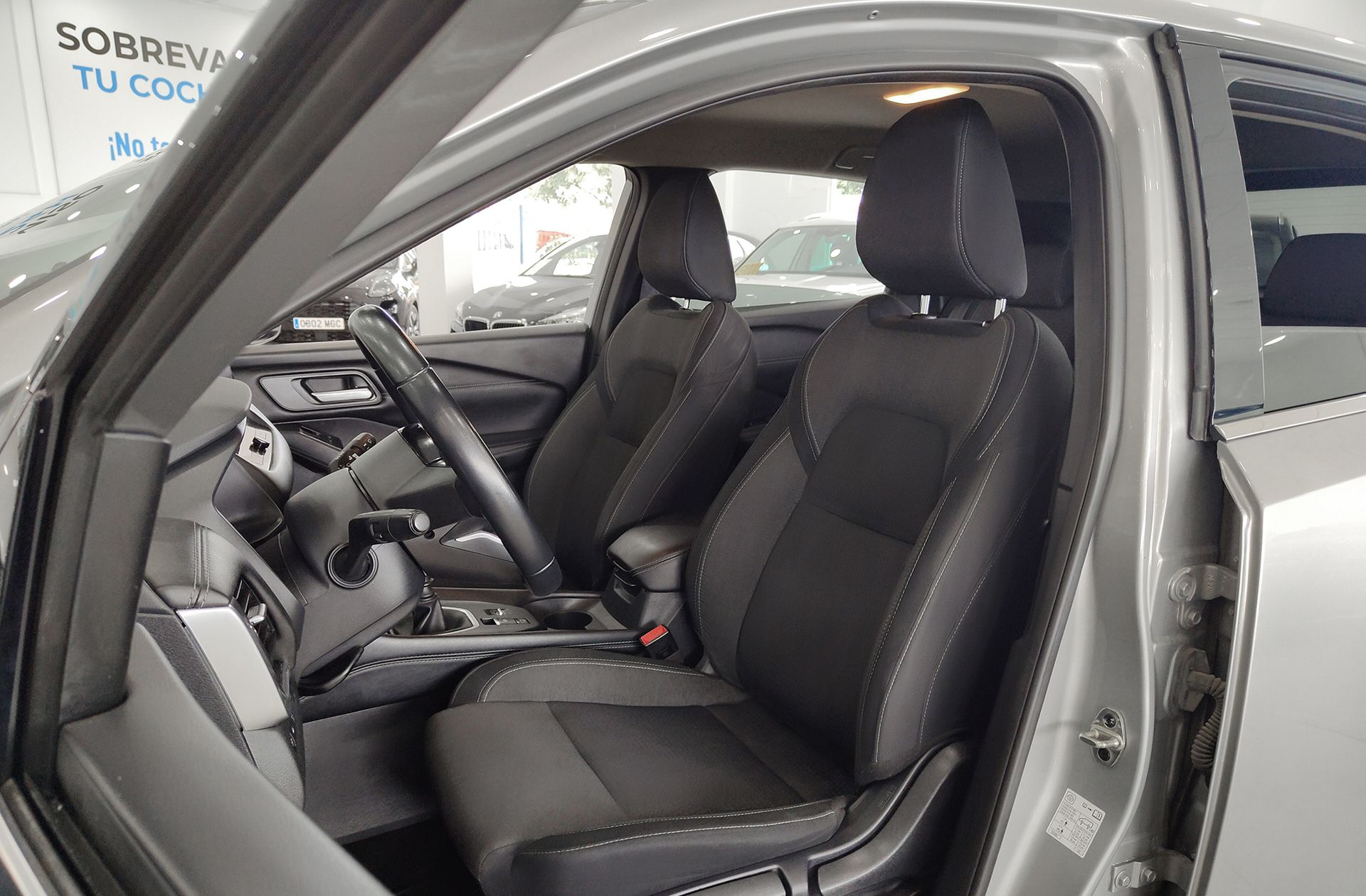 Nissan Qashqai DIG-T 140 N-Connecta - foto 11