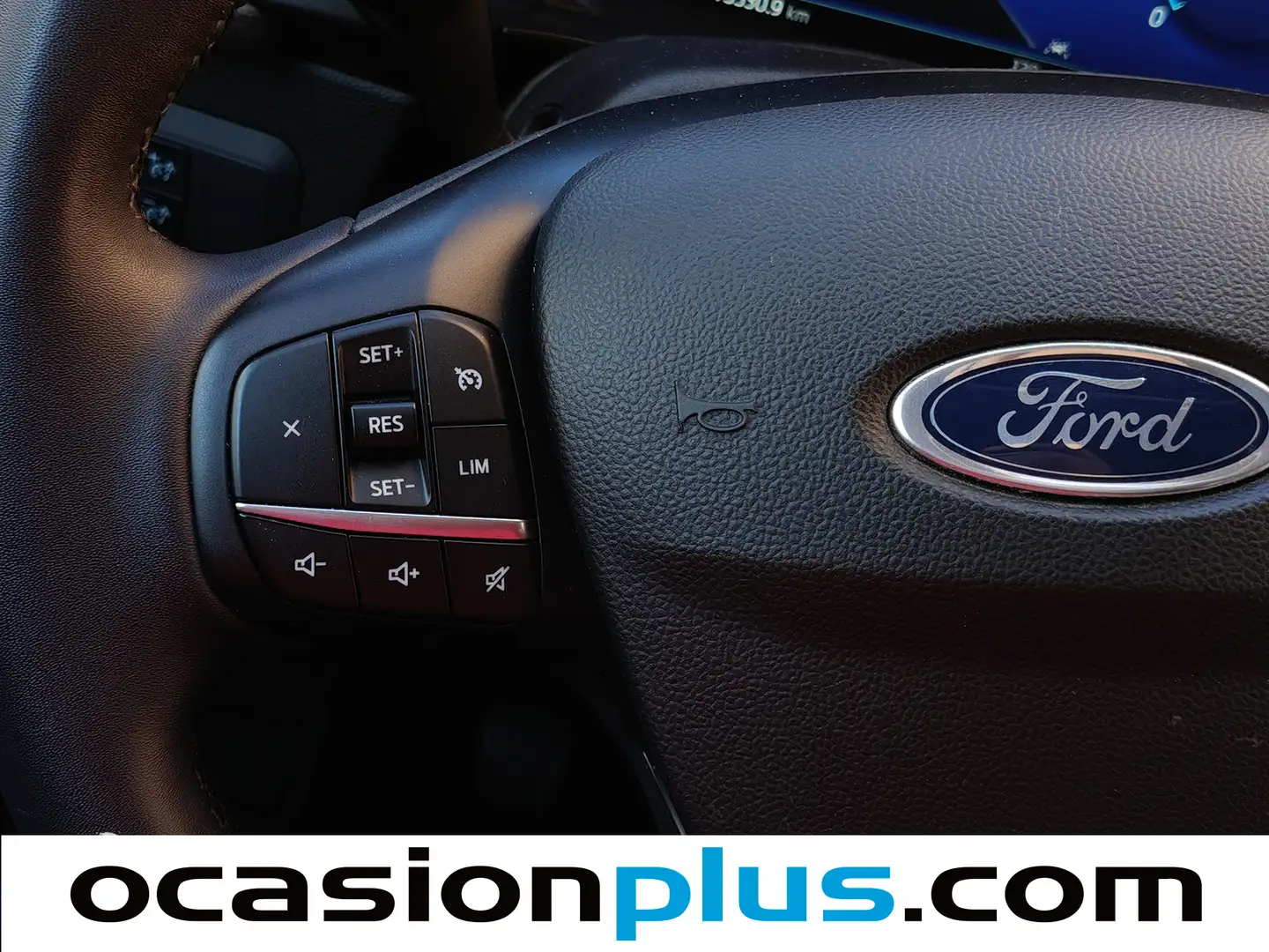 Foto Ford Kuga Ford Kuga 1.5 EcoBlue Titanium Auto (120 CV)