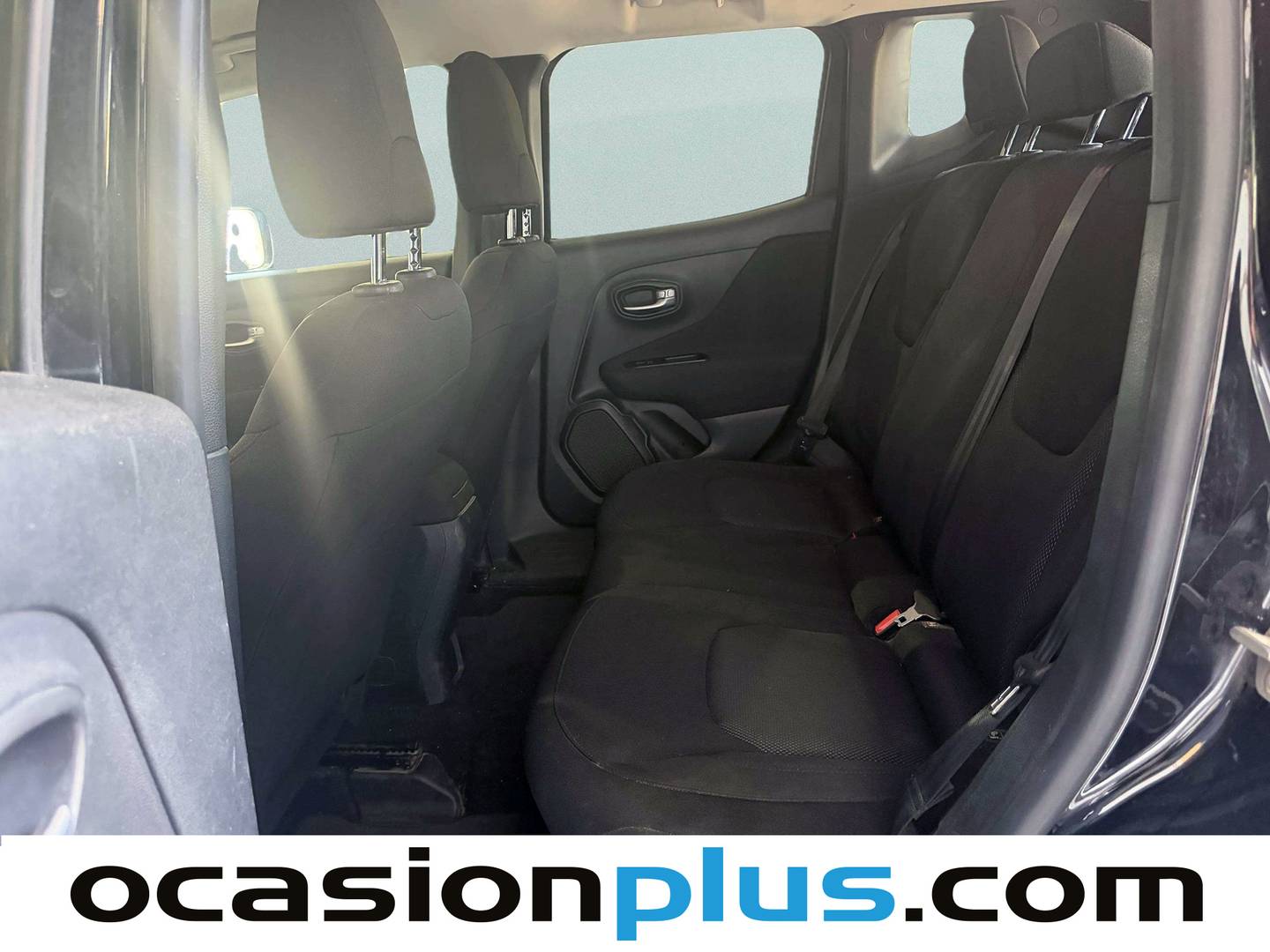 Foto asientos traseros Jeep Renegade Jeep Renegade 1.0G Sport 4x2 (120 CV)