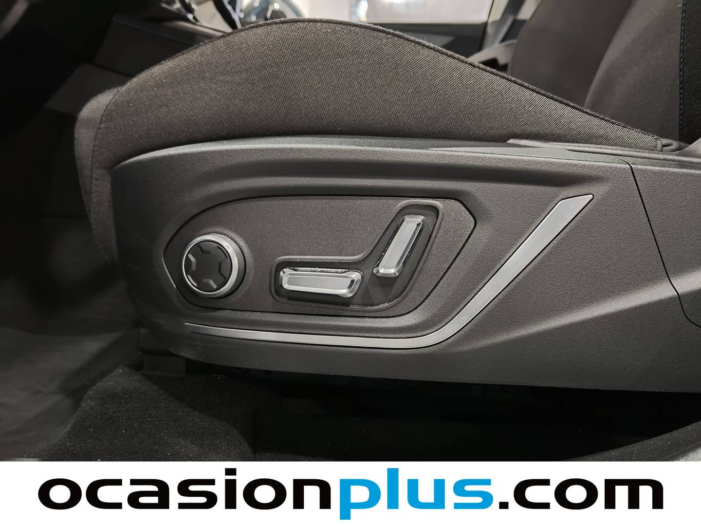 Extras y acabados del Lynk & Co 01 Lynk & Co 01 1.5 PHEV (261 CV)