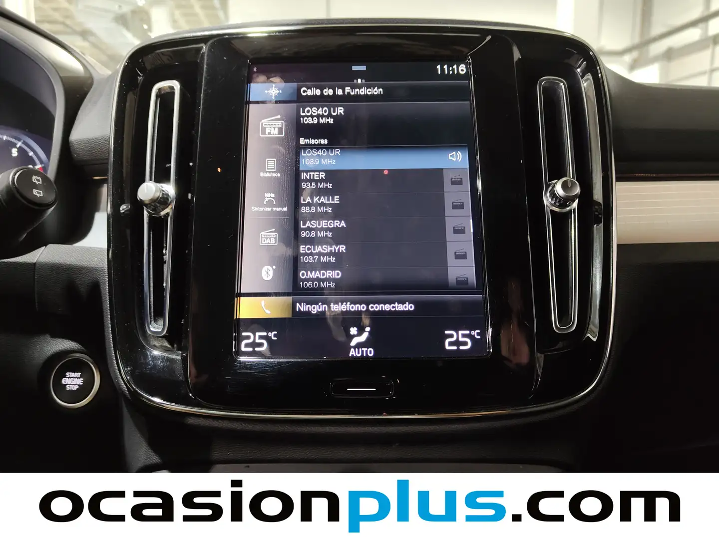 Foto Volvo XC40 Volvo XC40 T2 Core Auto (129 CV)