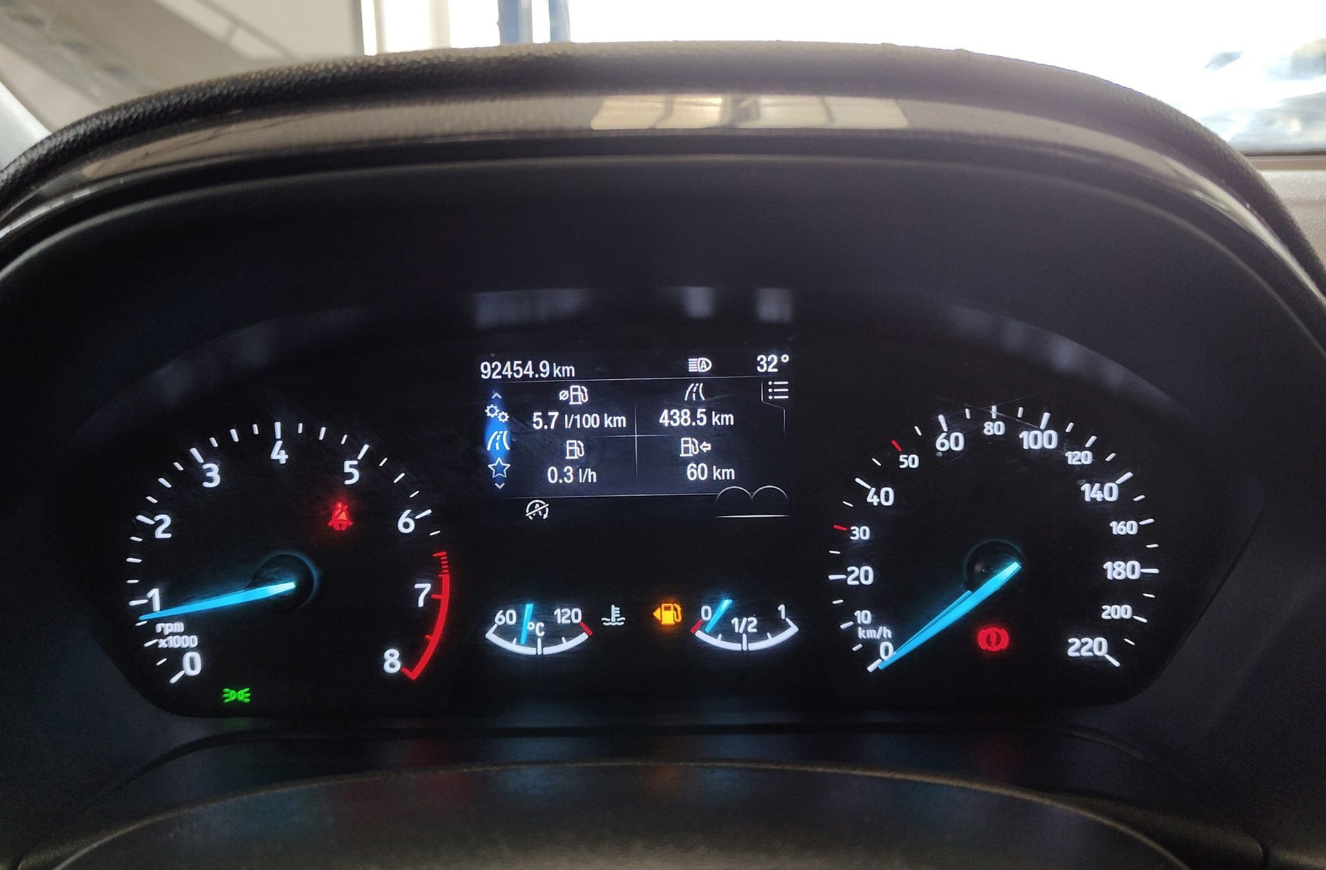 Ford Fiesta 1.0 EcoBoost MHEV ST-Line - foto 23