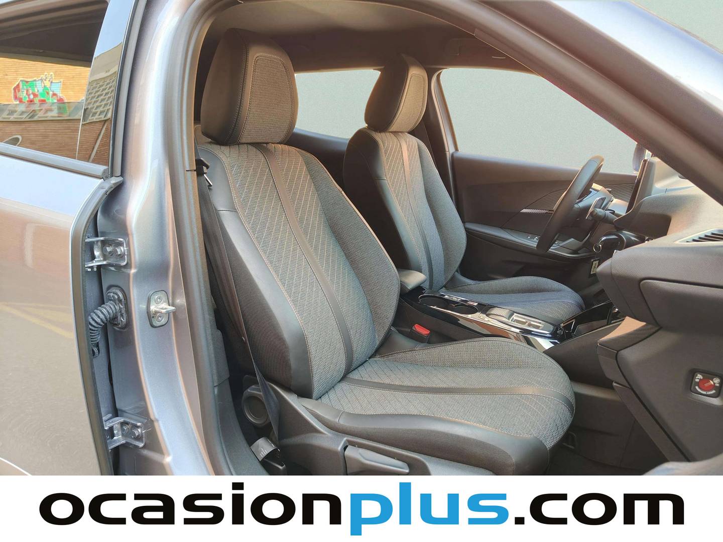 Peugeot 2008 Peugeot 2008 Allure Hybrid eDCS6 (145 CV) automático