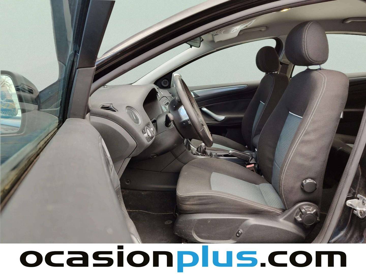 Foto asientos delanteros Ford Mondeo Ford Mondeo 2.0 TDCI Limited Edition (140 CV)
