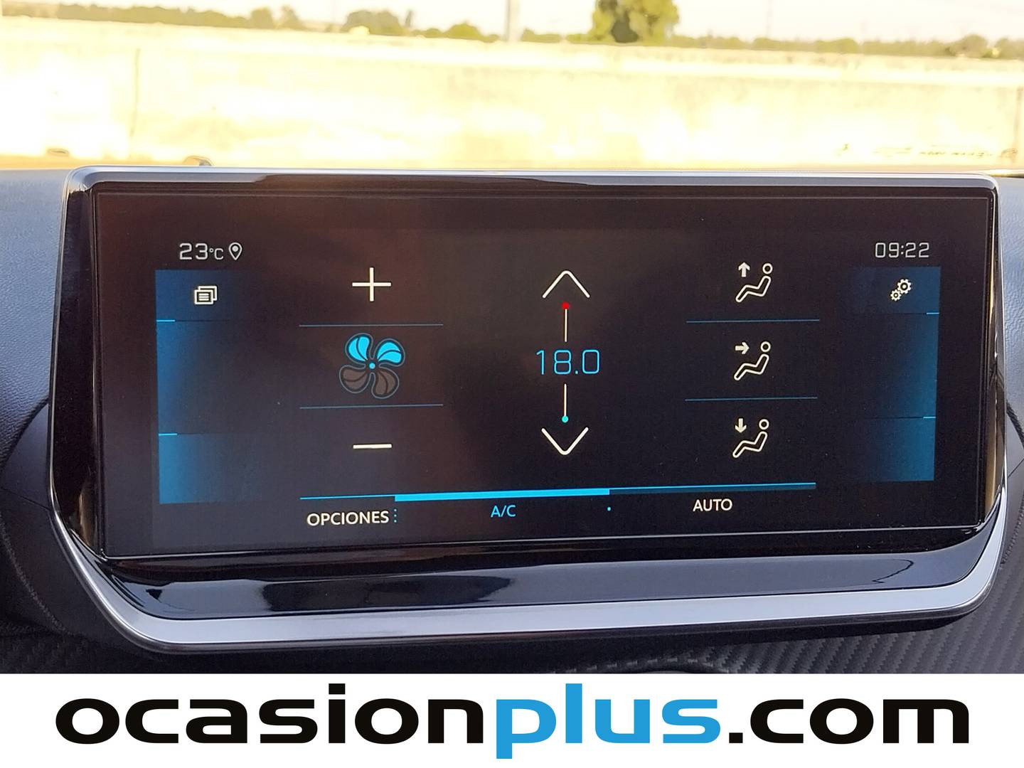 Foto Peugeot 2008 Peugeot 2008 PureTech 130 S&S GT EAT8 (130 CV)