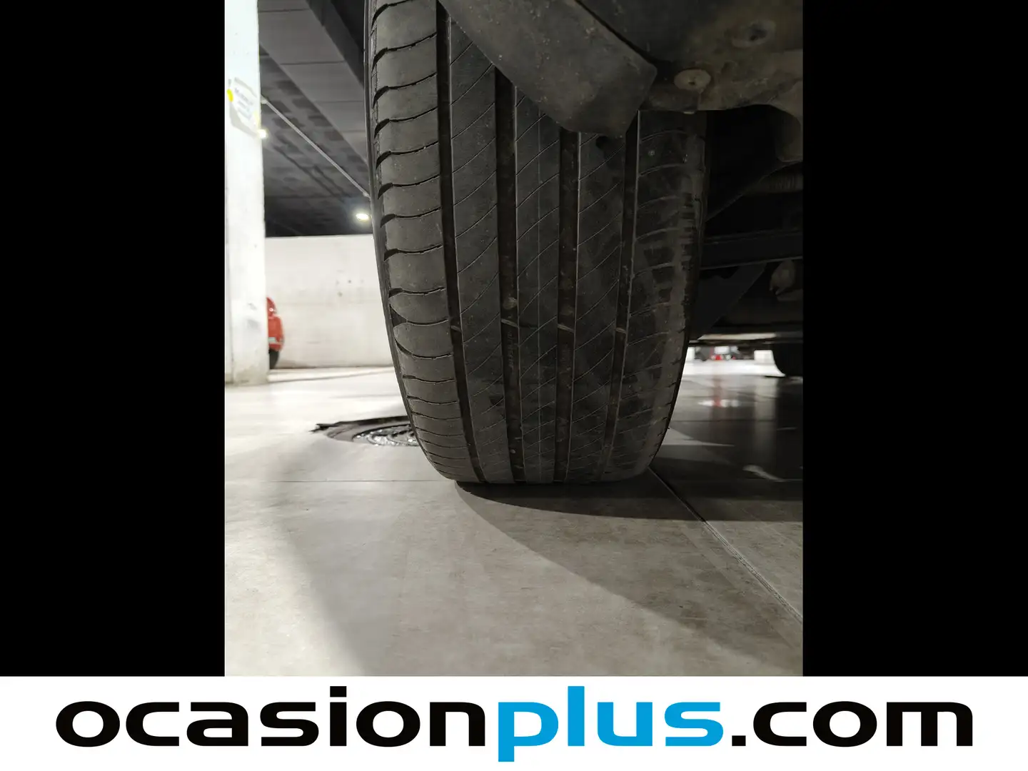 Foto Peugeot 3008 Hybrid Peugeot 3008 Hybrid 300 Allure Pack e-EAT8  (300 CV)