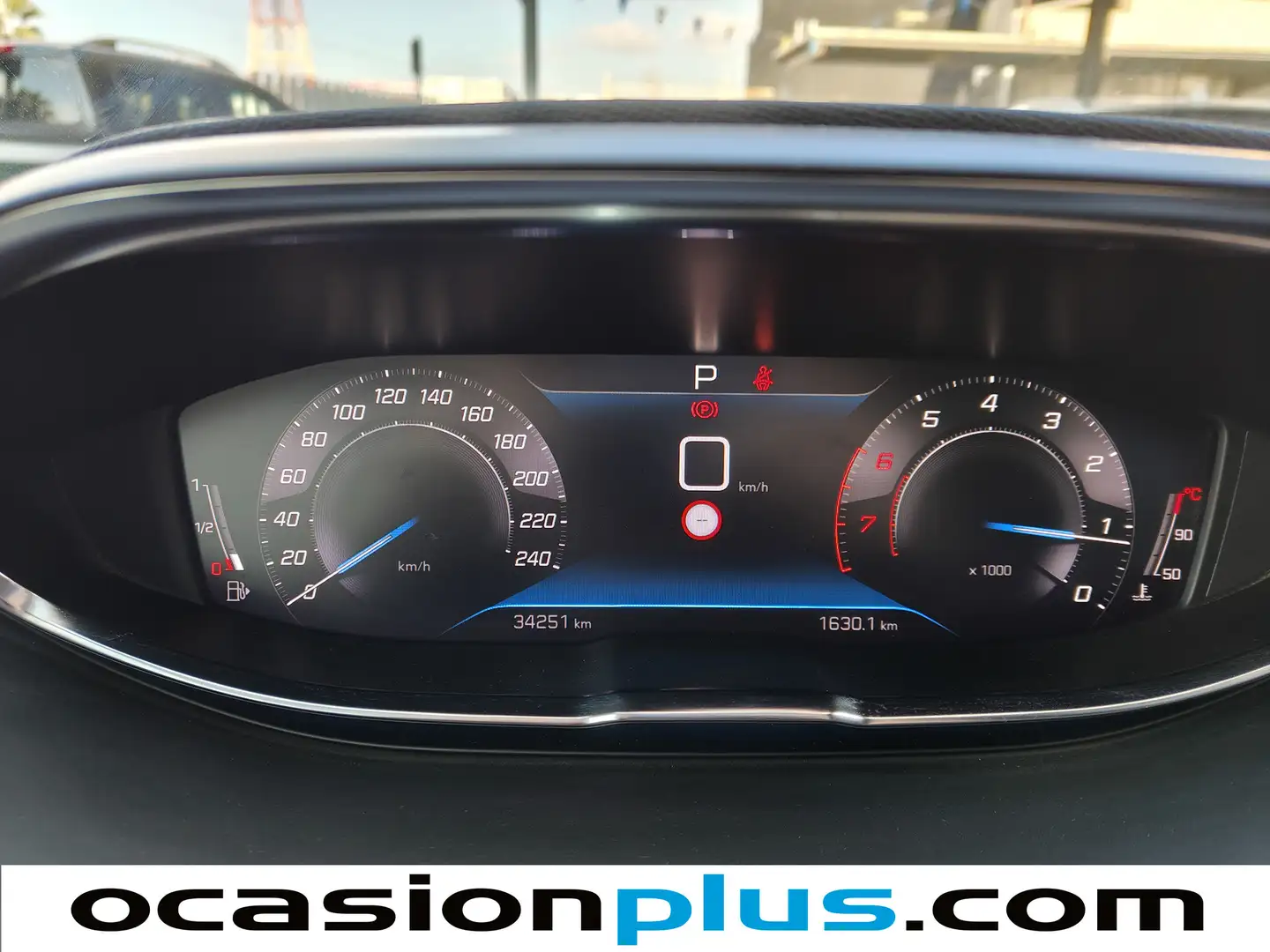 Foto Peugeot 5008 Peugeot 5008 PureTech 130 S&S Allure Pack EAT8  (130 CV)