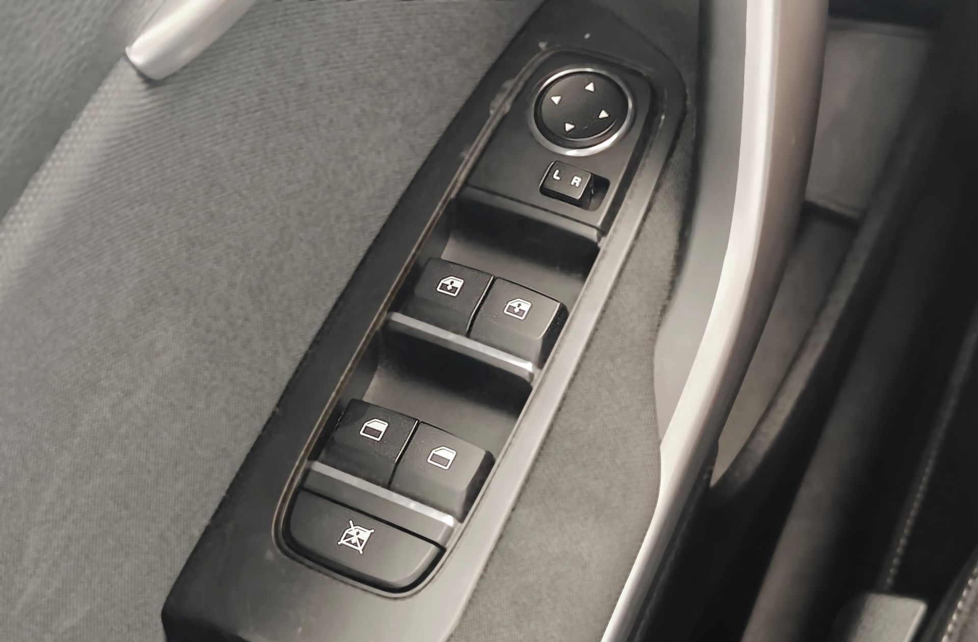 Kia Ceed 1.0 T-GDi Drive - foto 31