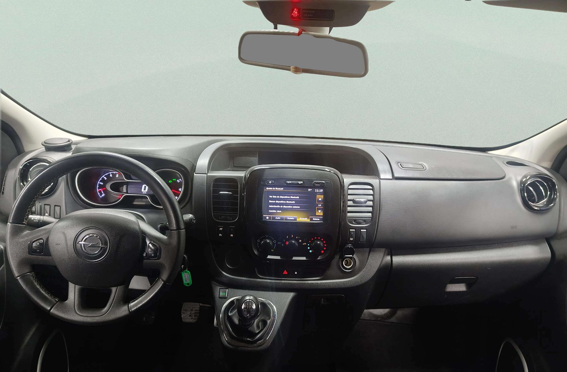 Opel Vivaro Combi 1.6 CDTI L2 2.9t Plus-6 - foto 7