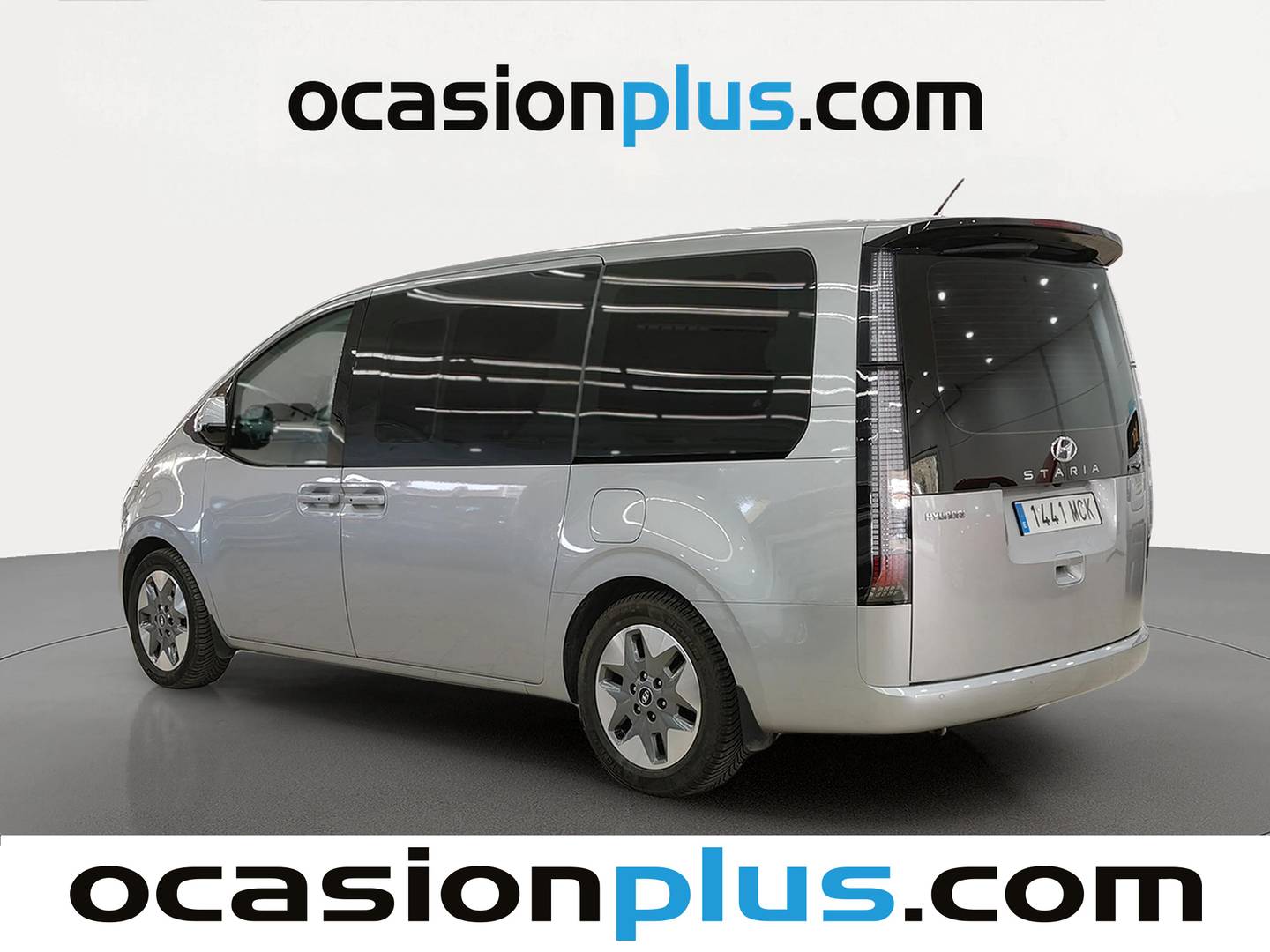 Foto delantera Hyundai Staria Hyundai Staria 2.2 CRDI Tecno 9S Auto (177 CV) 9 Plazas derecha