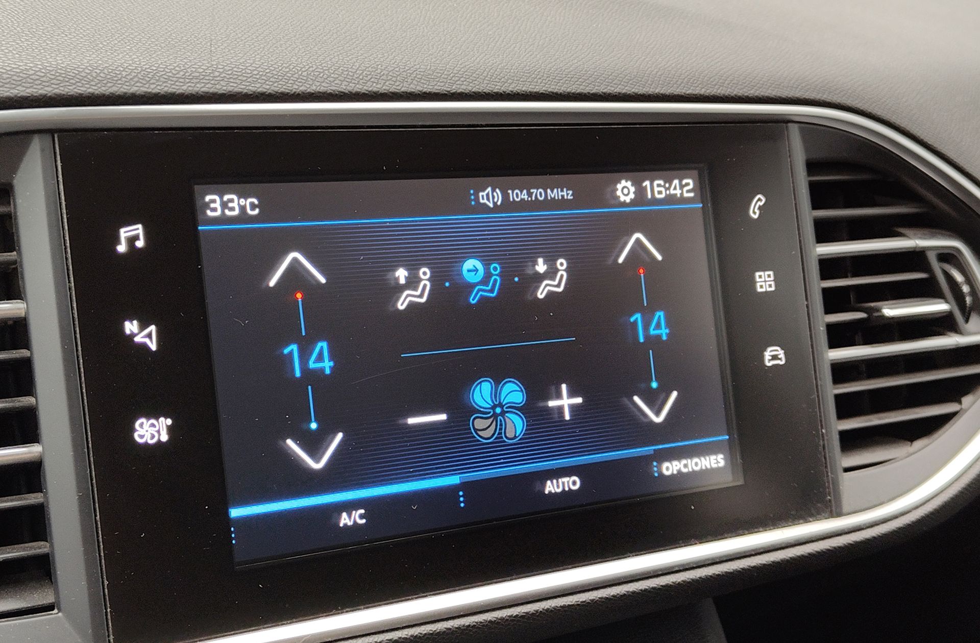 Peugeot 308 SW BlueHDi 130 Active - foto 27