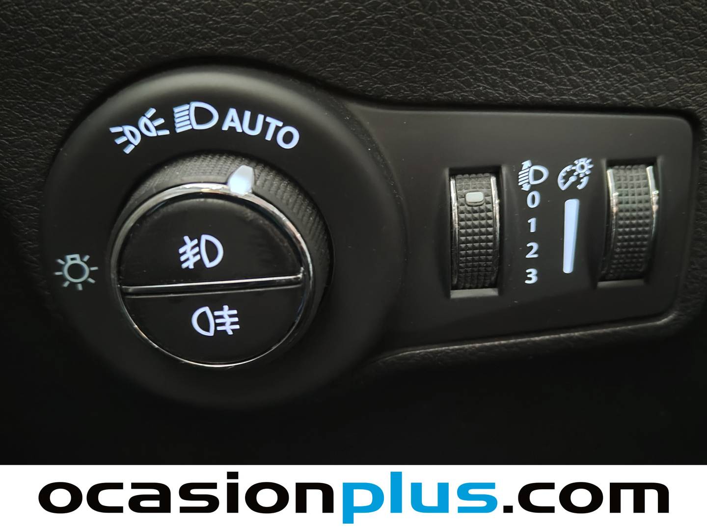 Acabados Jeep Compass Jeep Compass 1.3 Gse T4 Longitude FWD MT (130 CV)