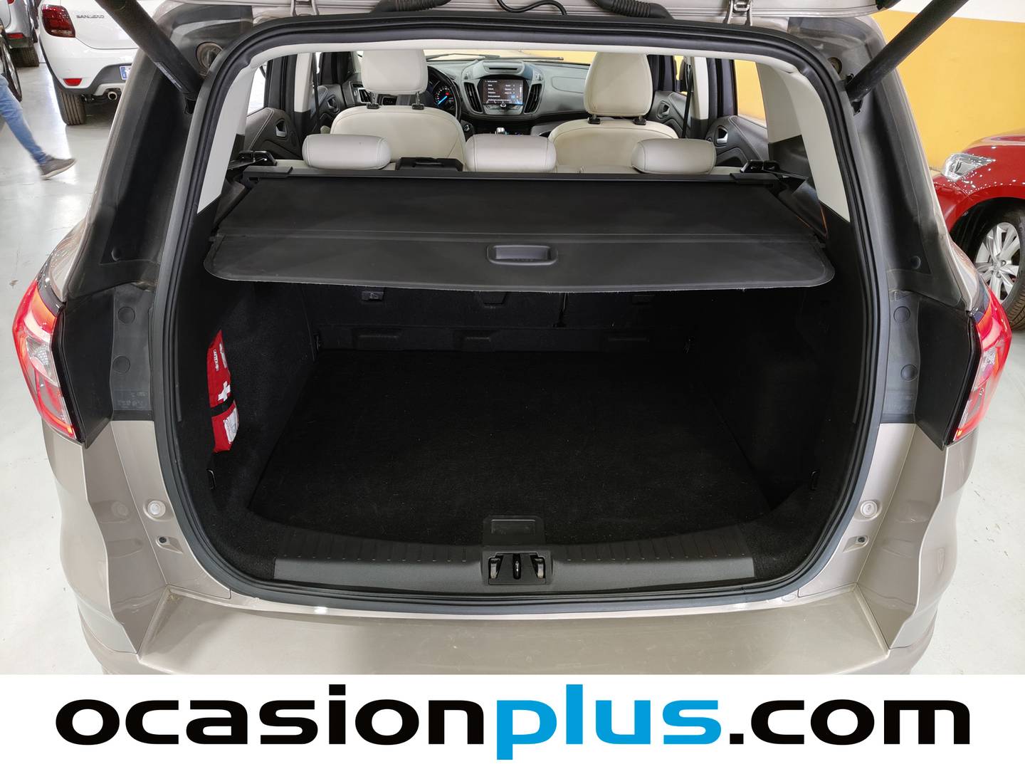 Foto asientos delanteros Ford Kuga Ford Kuga 2.0 TDCI S&S Vignale 4x4 Powershift  (150 CV)