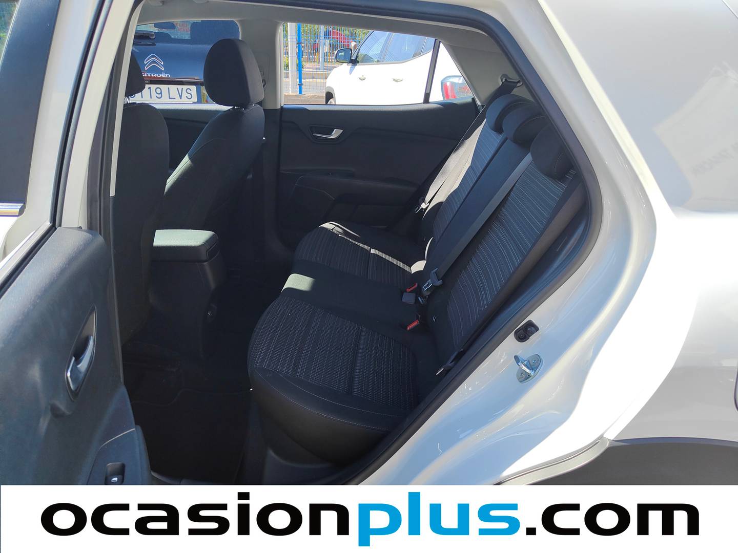 Foto asientos traseros KIA Stonic KIA Stonic 1.0 T-GDi MHEV Drive (100 CV)