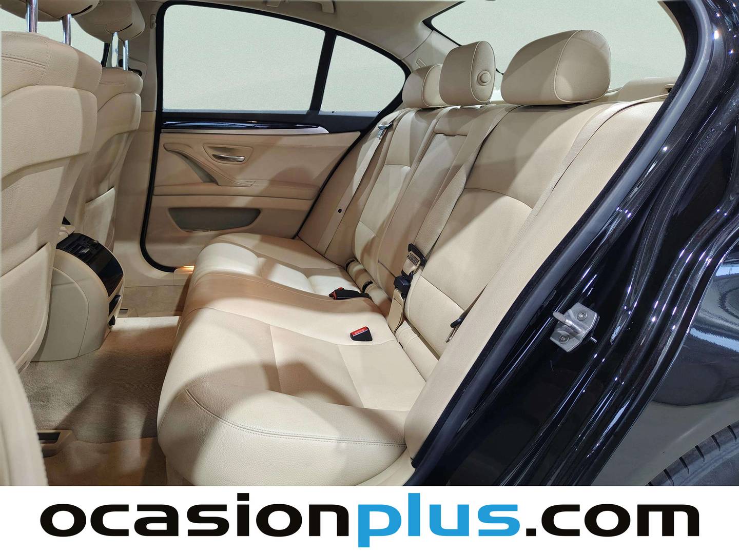 Foto asientos traseros BMW Serie 5 BMW Serie 5 530d (258 CV)