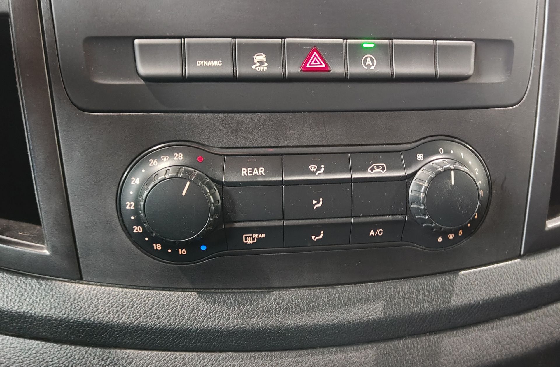 Mercedes-Benz Vito Combi 116 CDI Tourer Pro Larga - foto 30