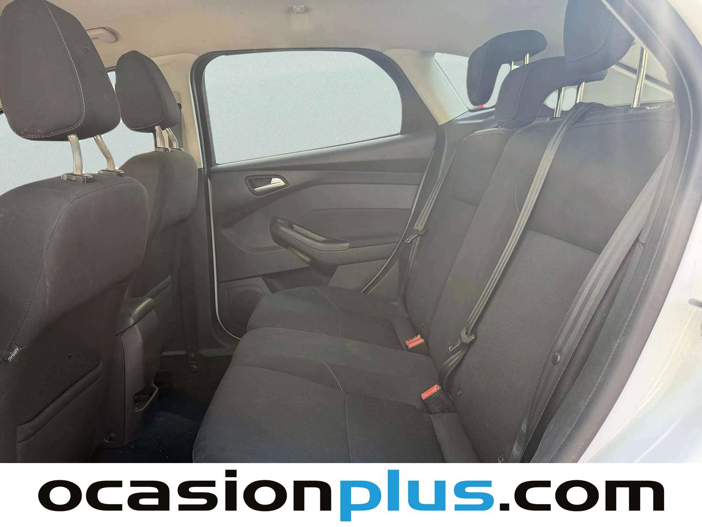 Foto asientos traseros Ford Focus Ford Focus 1.6 TI-VCT Business (125 CV)