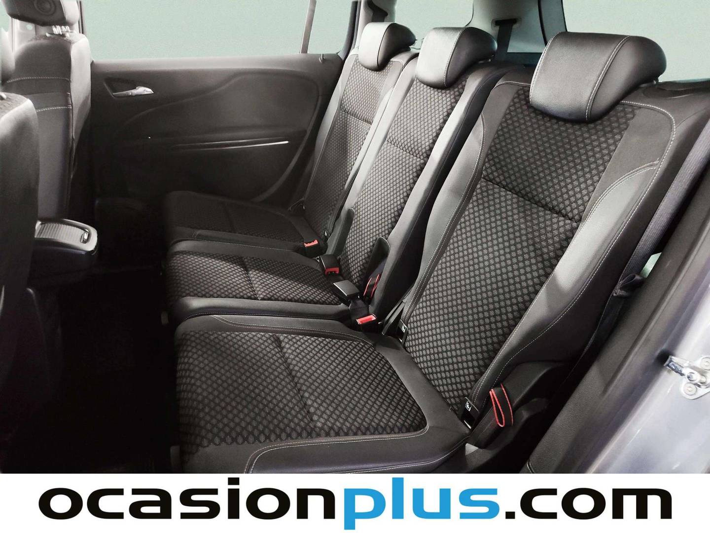 Foto asientos traseros Opel Zafira Opel Zafira Tourer 1.4 Turbo S&S Excellence Auto (140 CV) 7 Plazas
