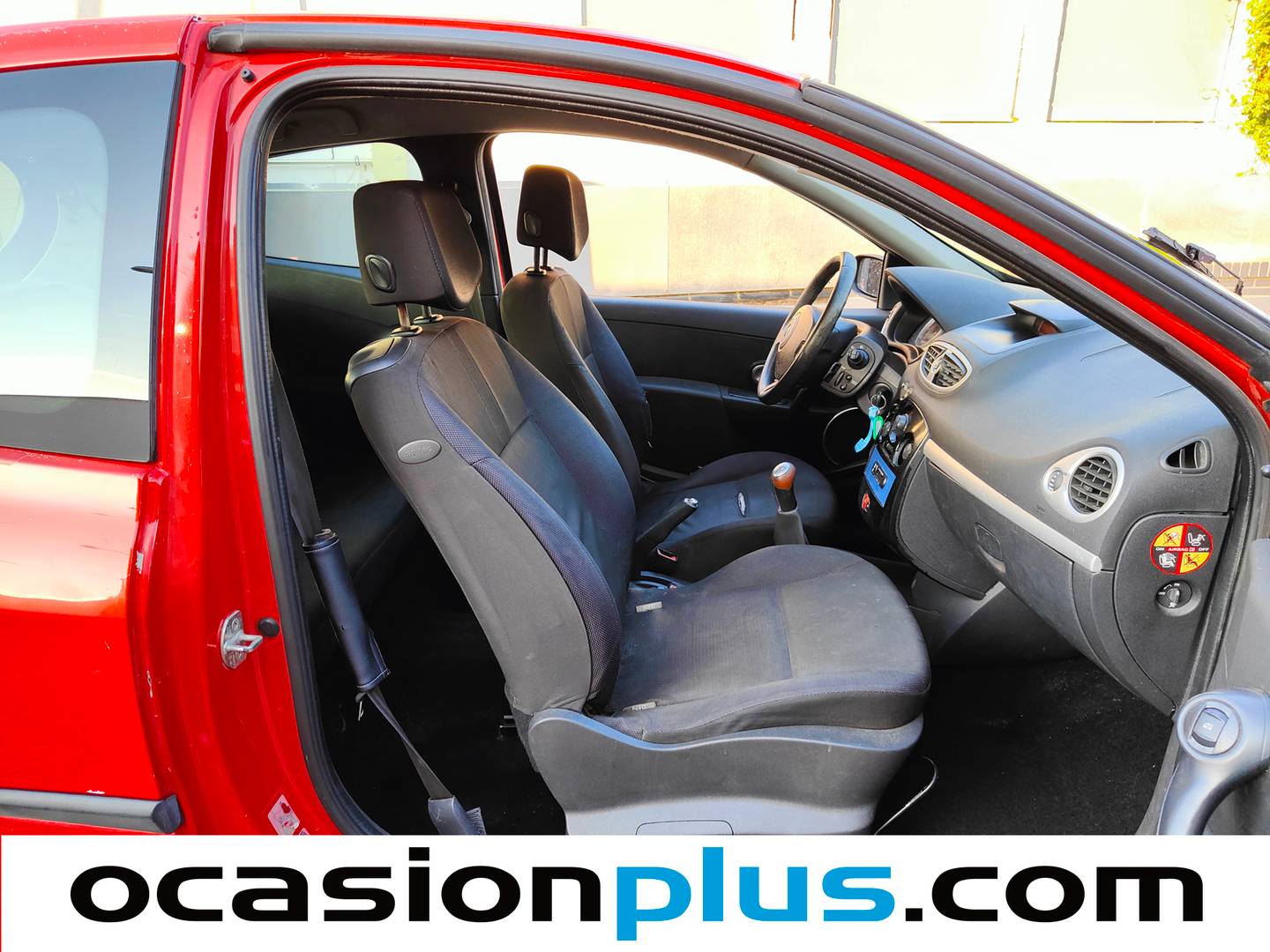 Renault Clio Renault Clio 1.4 16v Emotion (100 CV) km 0