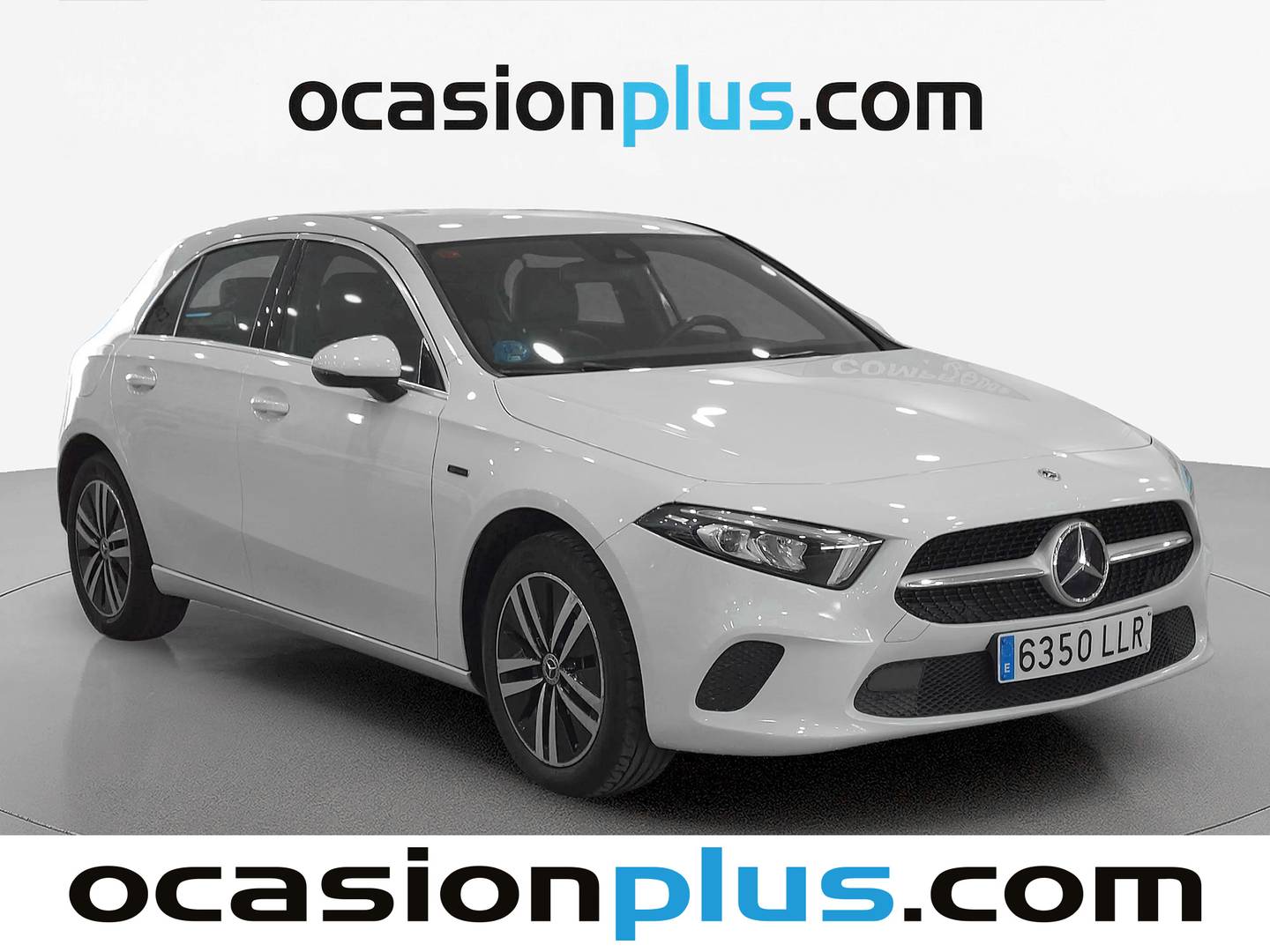 Foto delantera Mercedes Clase A Mercedes Clase A 250 e (218 CV) derecha