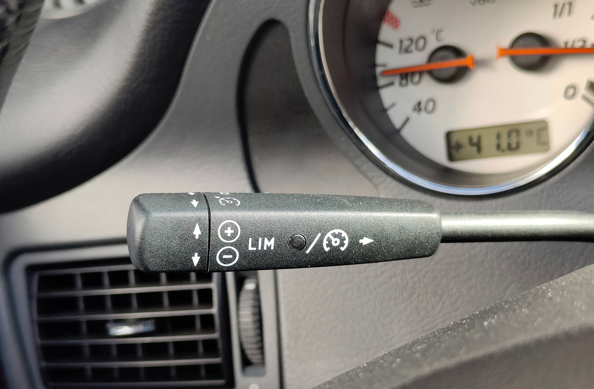 Mercedes-Benz SLK 200 K - foto 33