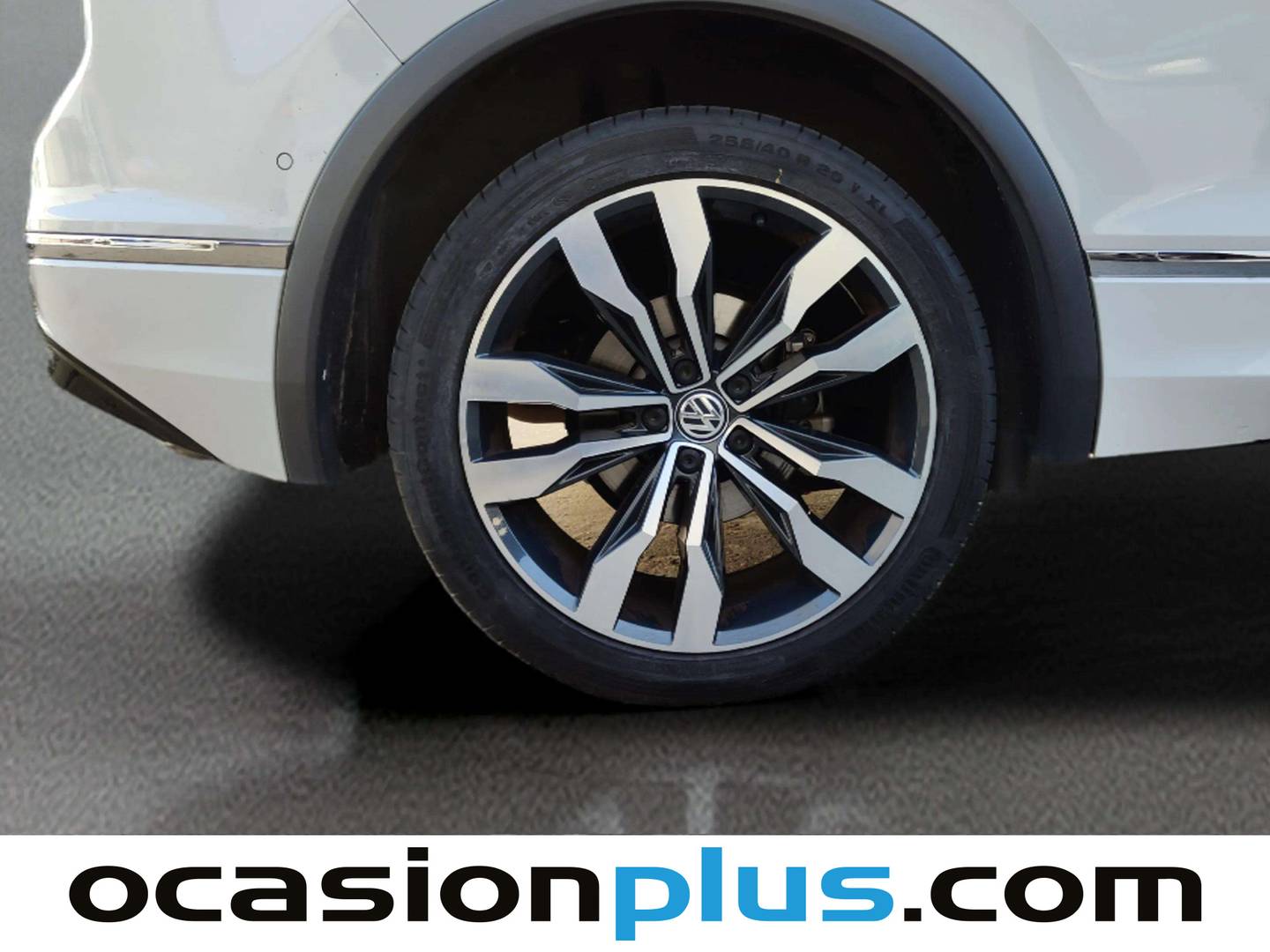 Volkswagen Tiguan Volkswagen Tiguan Sport 2.0 TSI 4Motion (180 CV) DSG Pack R-Line al mejor precio