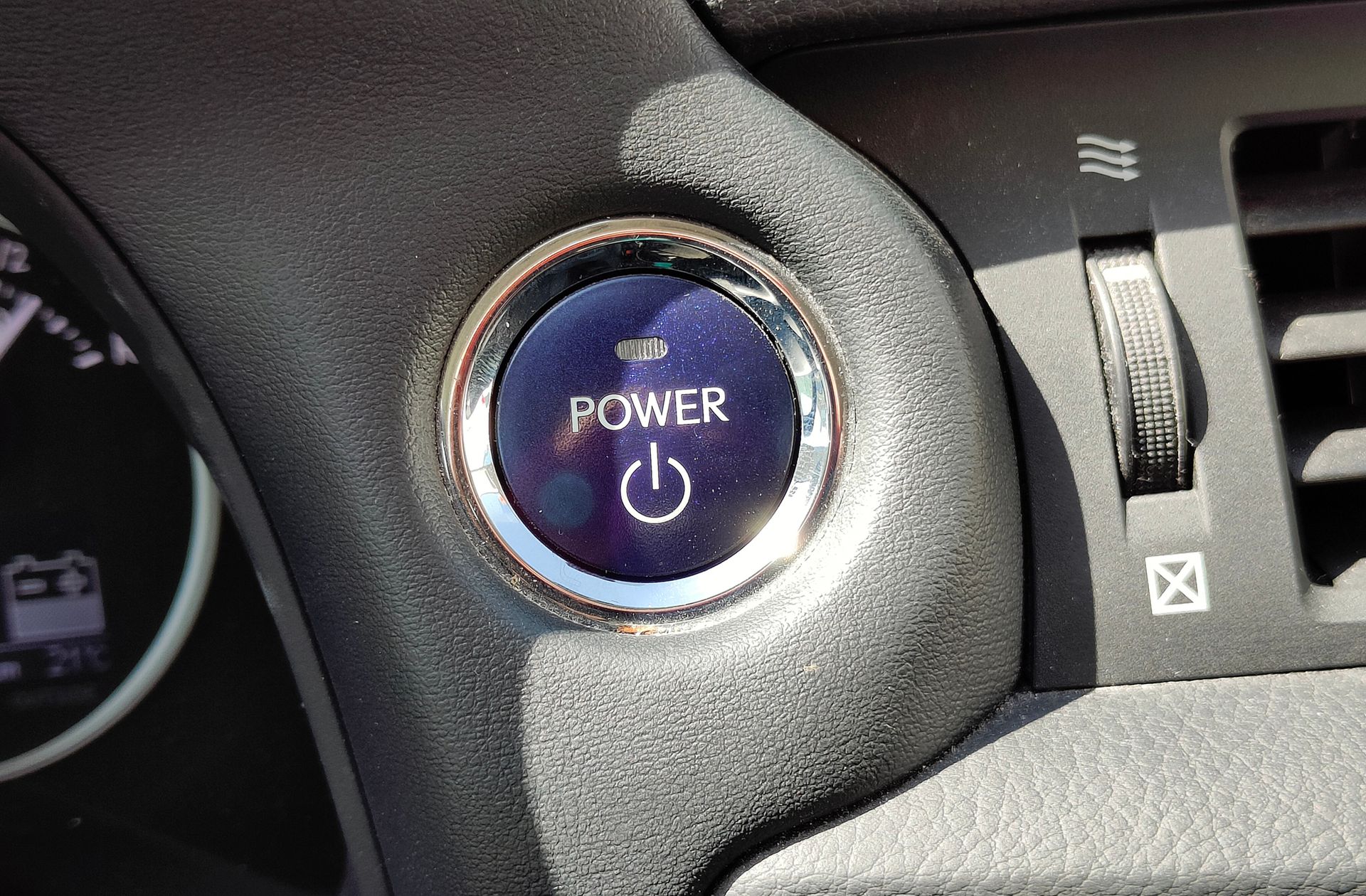 Lexus CT 200h Executive - foto 29