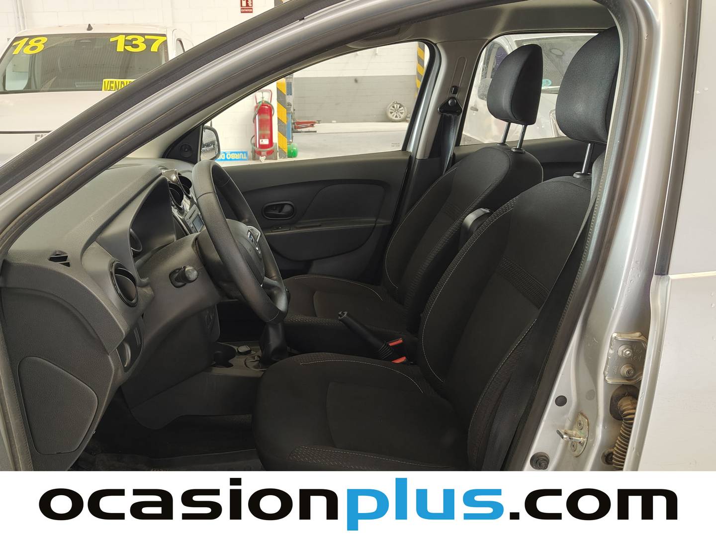 Foto asientos delanteros Dacia Logan Dacia Logan MCV Ambiance (73 CV)