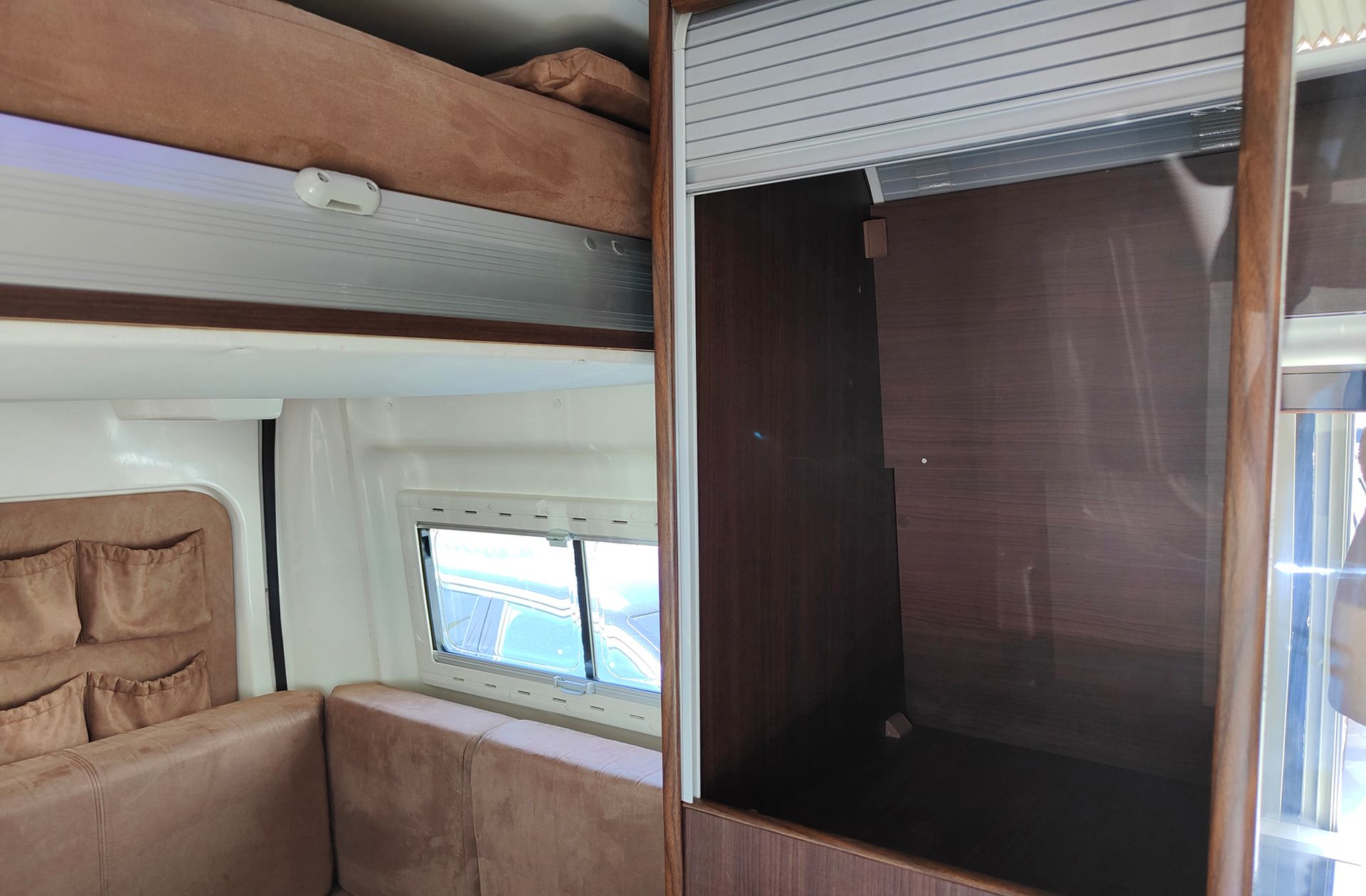 Fiat Ducato Furgon 2.0 MultiJet 33 Medio TA Camperizada 4 plazas - foto 40