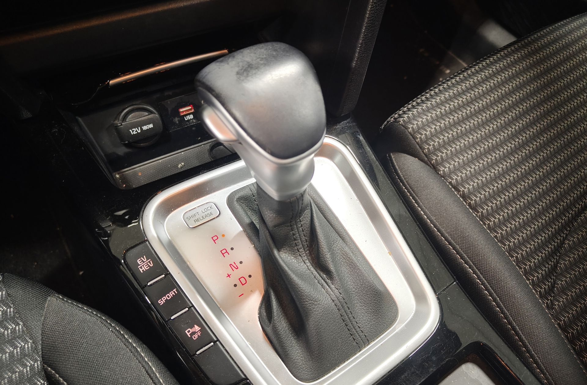 Kia XCeed 1.6 GDi PHEV eDrive - foto 5