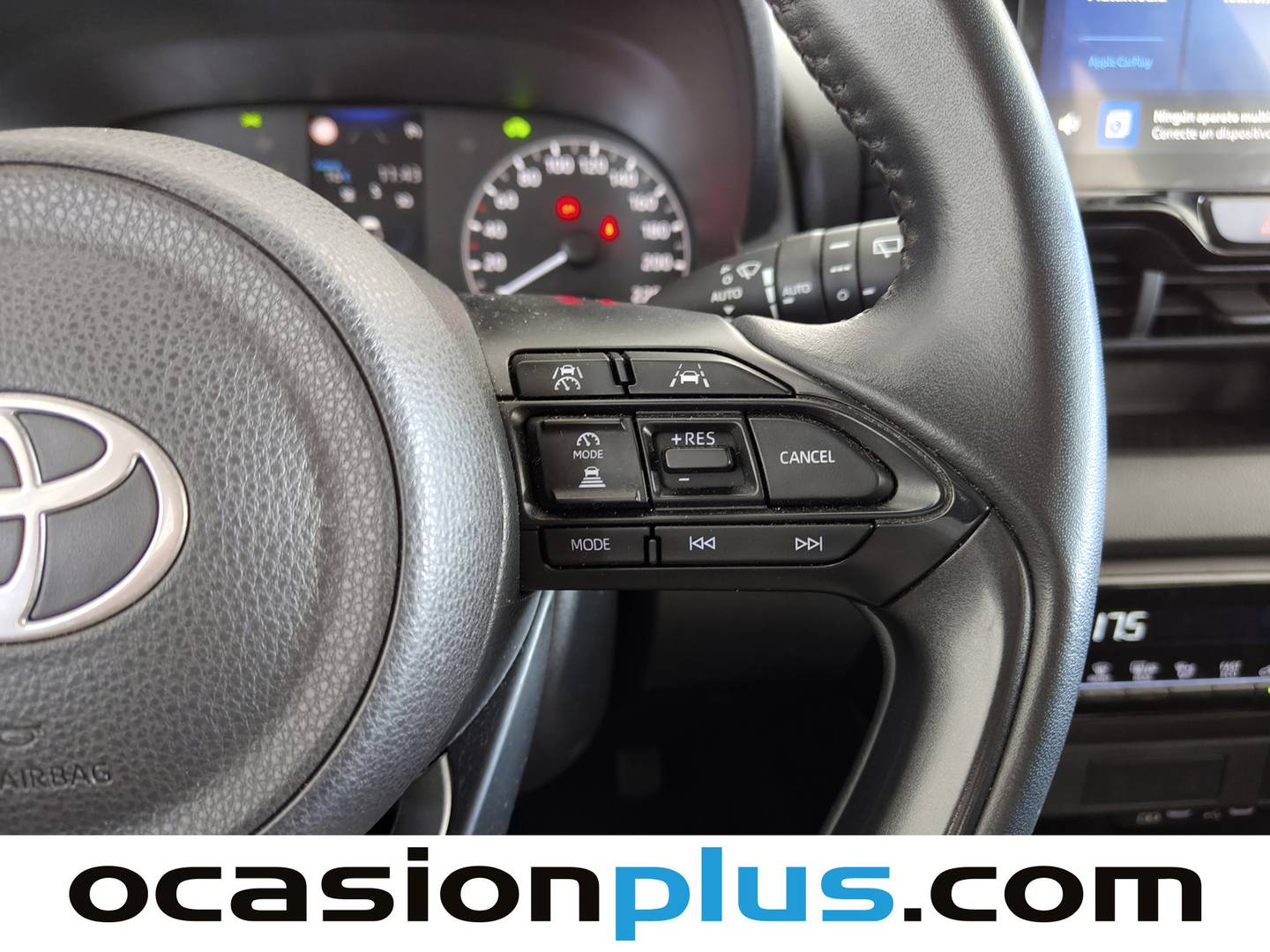 Foto Toyota Yaris Toyota Yaris 120H Business Plus (116 CV)