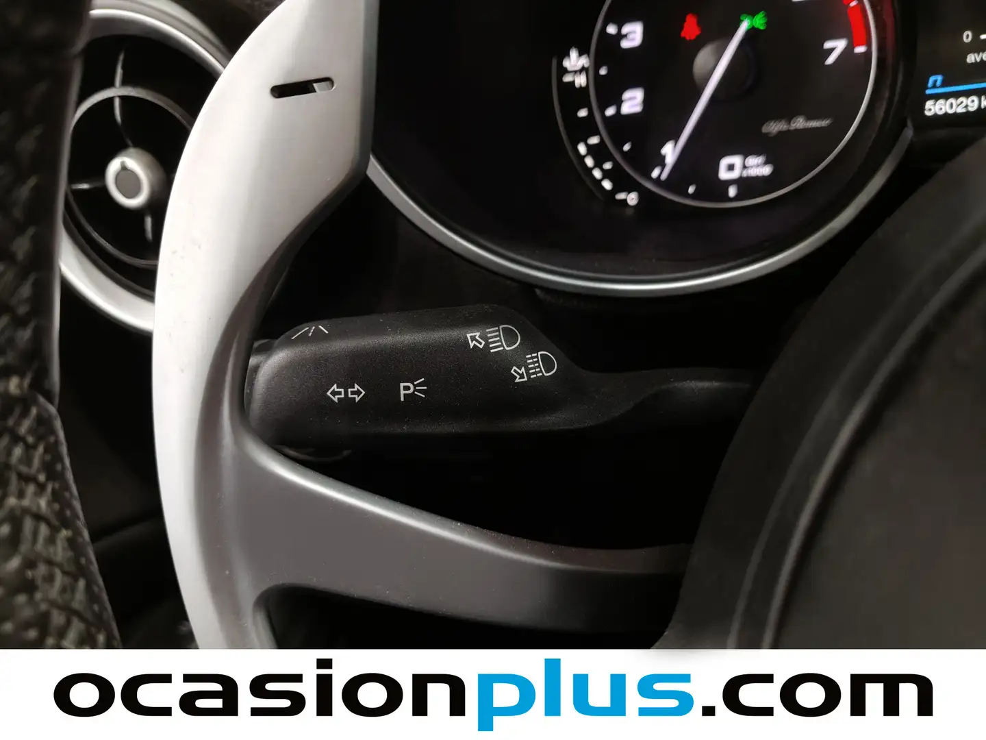 Foto Alfa Romeo Stelvio Alfa Romeo Stelvio 2.0 Gasolina Sprint Q4 Auto (200 CV)