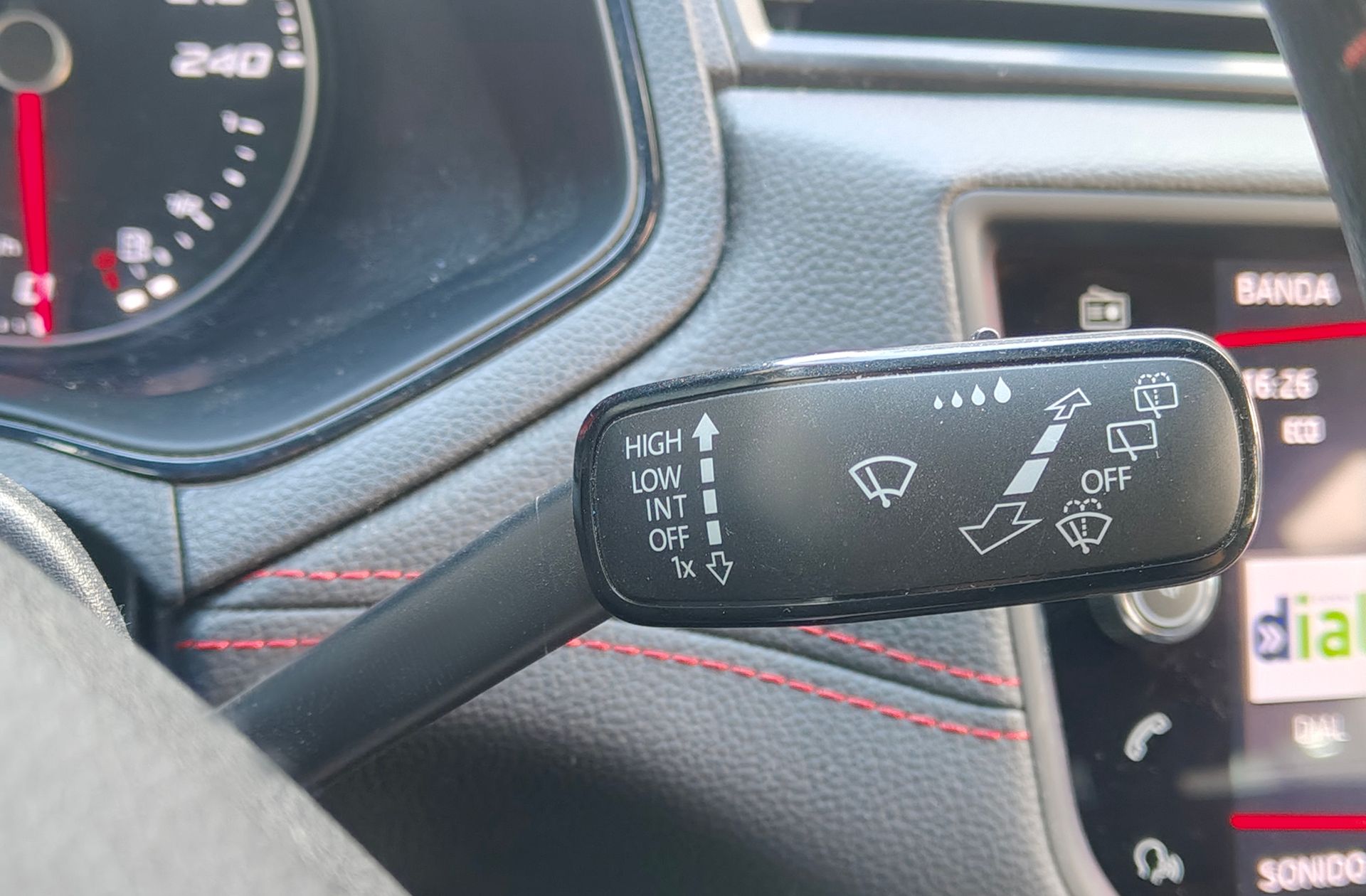 SEAT Ibiza 1.0 TSI FR Go - foto 29