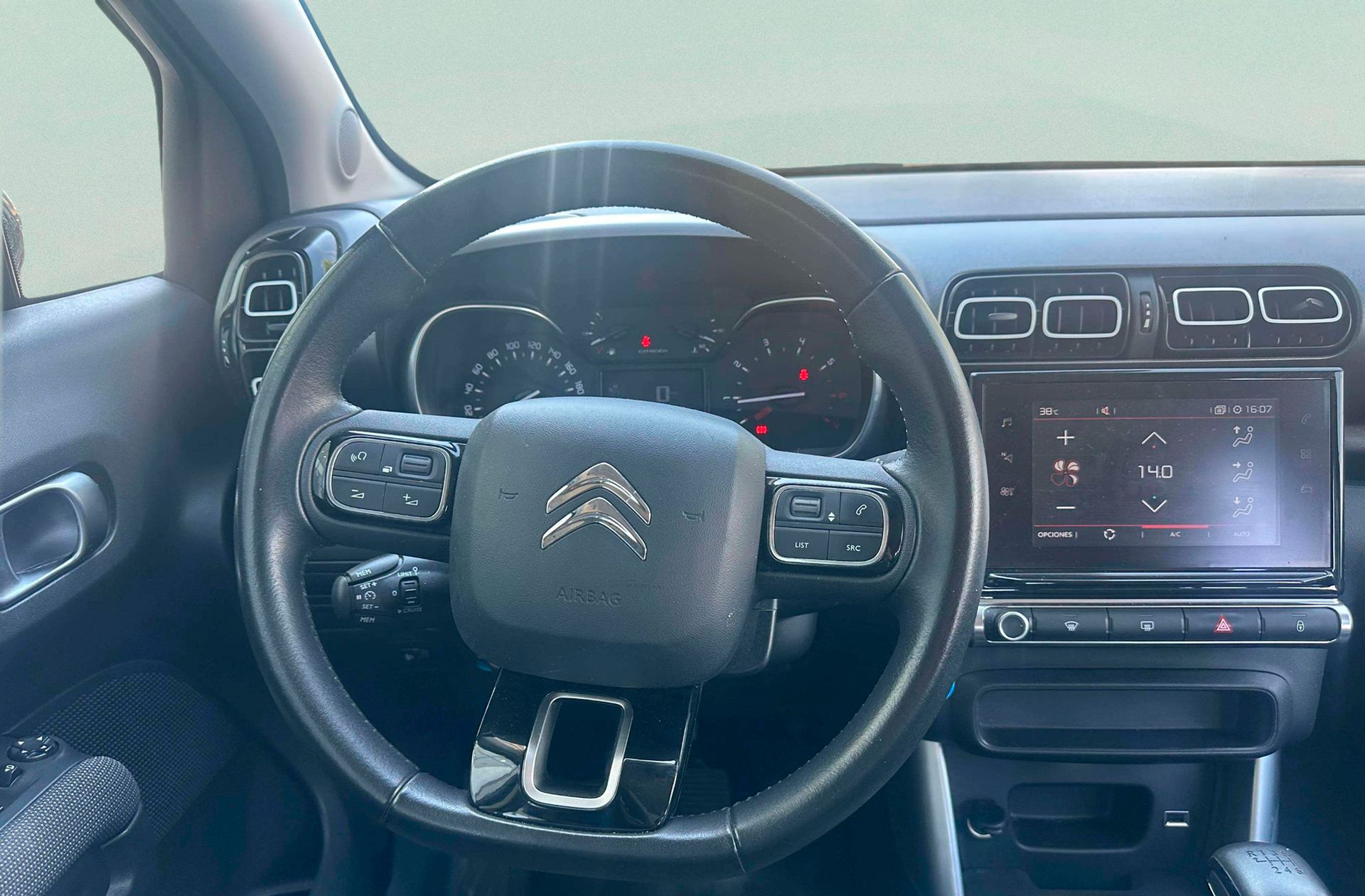 Citroën C3 Aircross BlueHDi 100 Feel - foto 26