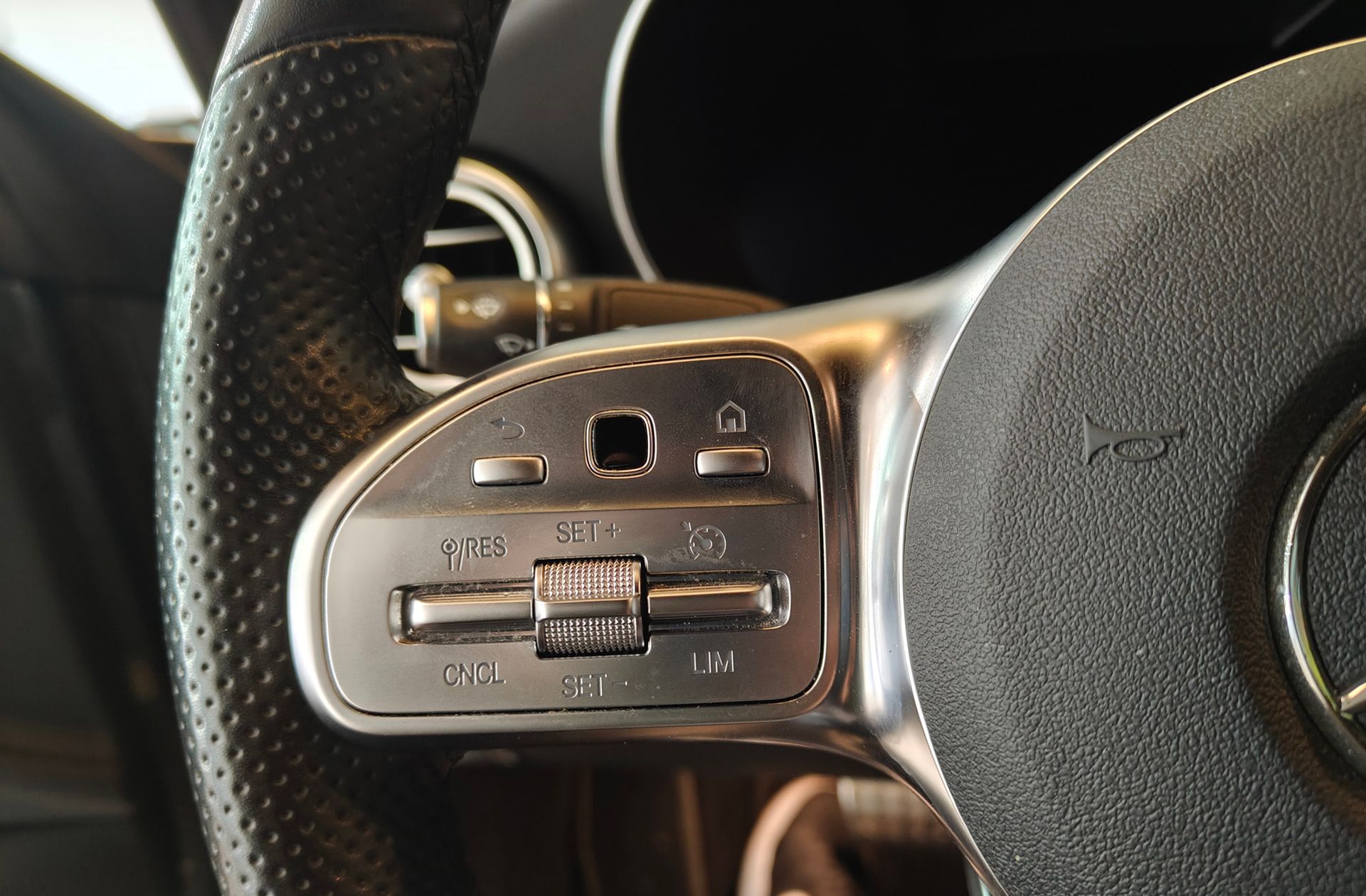 Mercedes-Benz Clase C Coupe 300 Pack AMG - foto 28