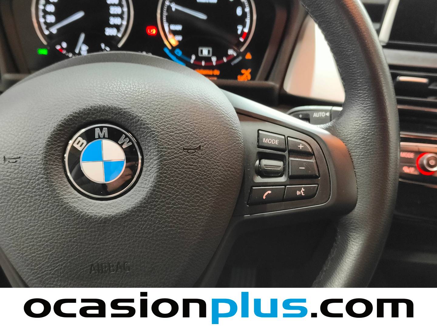 Foto BMW Serie 2 Active Tourer BMW Serie 2 218i Active Tourer (140 CV)